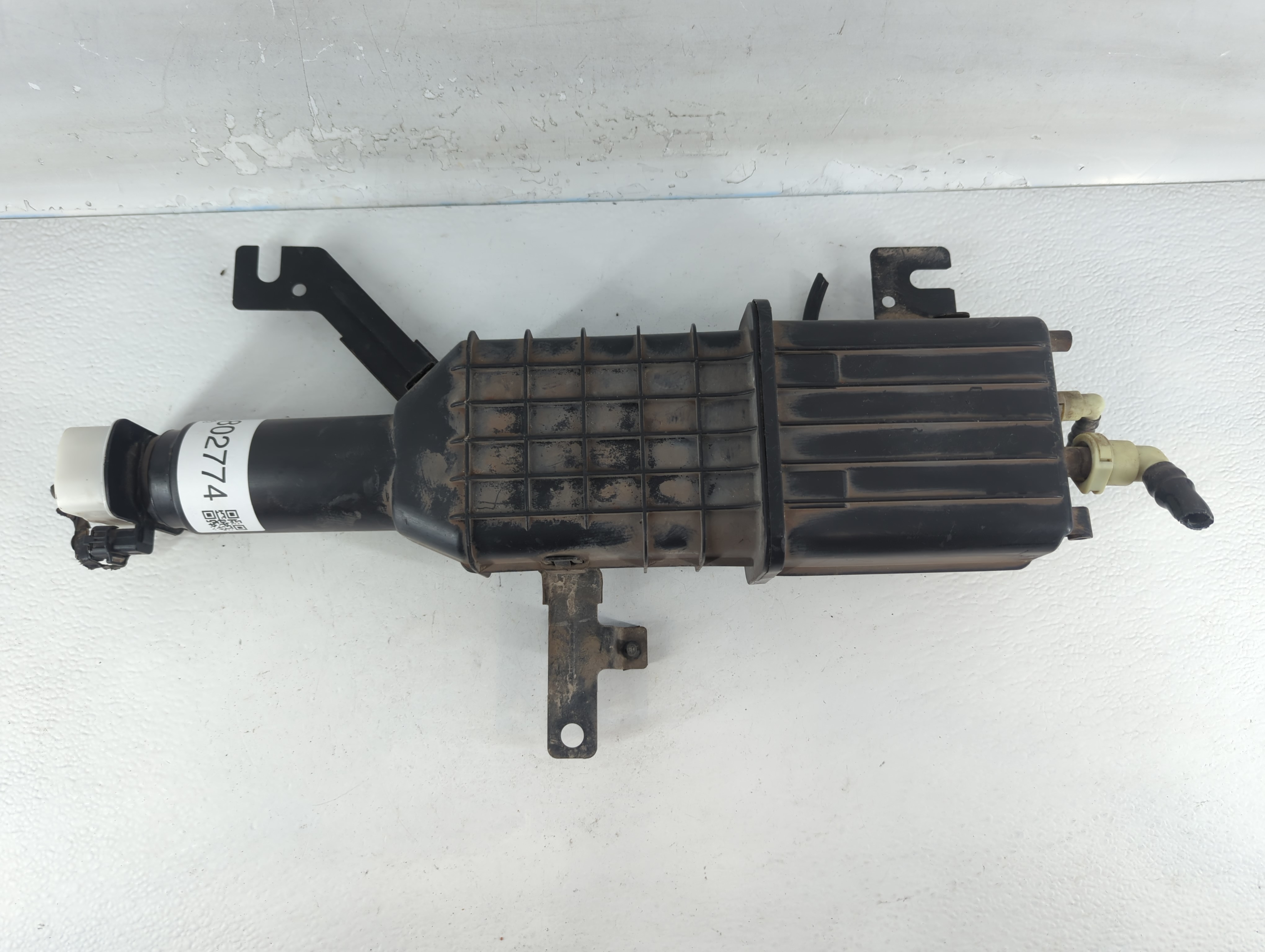 2012 Dodge Grand Caravan Fuel Vapor Charcoal Canister 802774 - Oemusedautoparts1.com