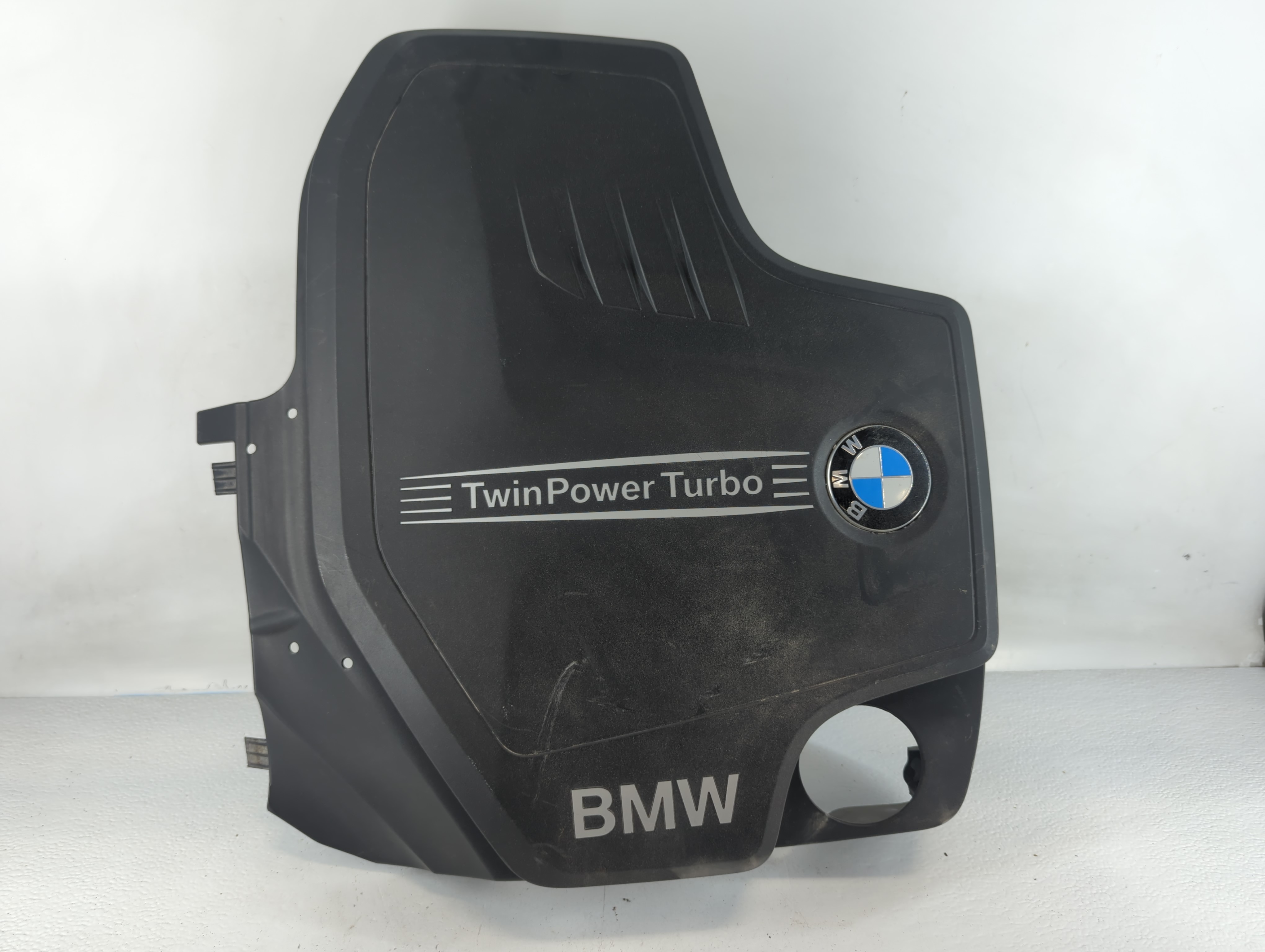 2017 Bmw X3 Engine Cover 802804 - Oemusedautoparts1.com
