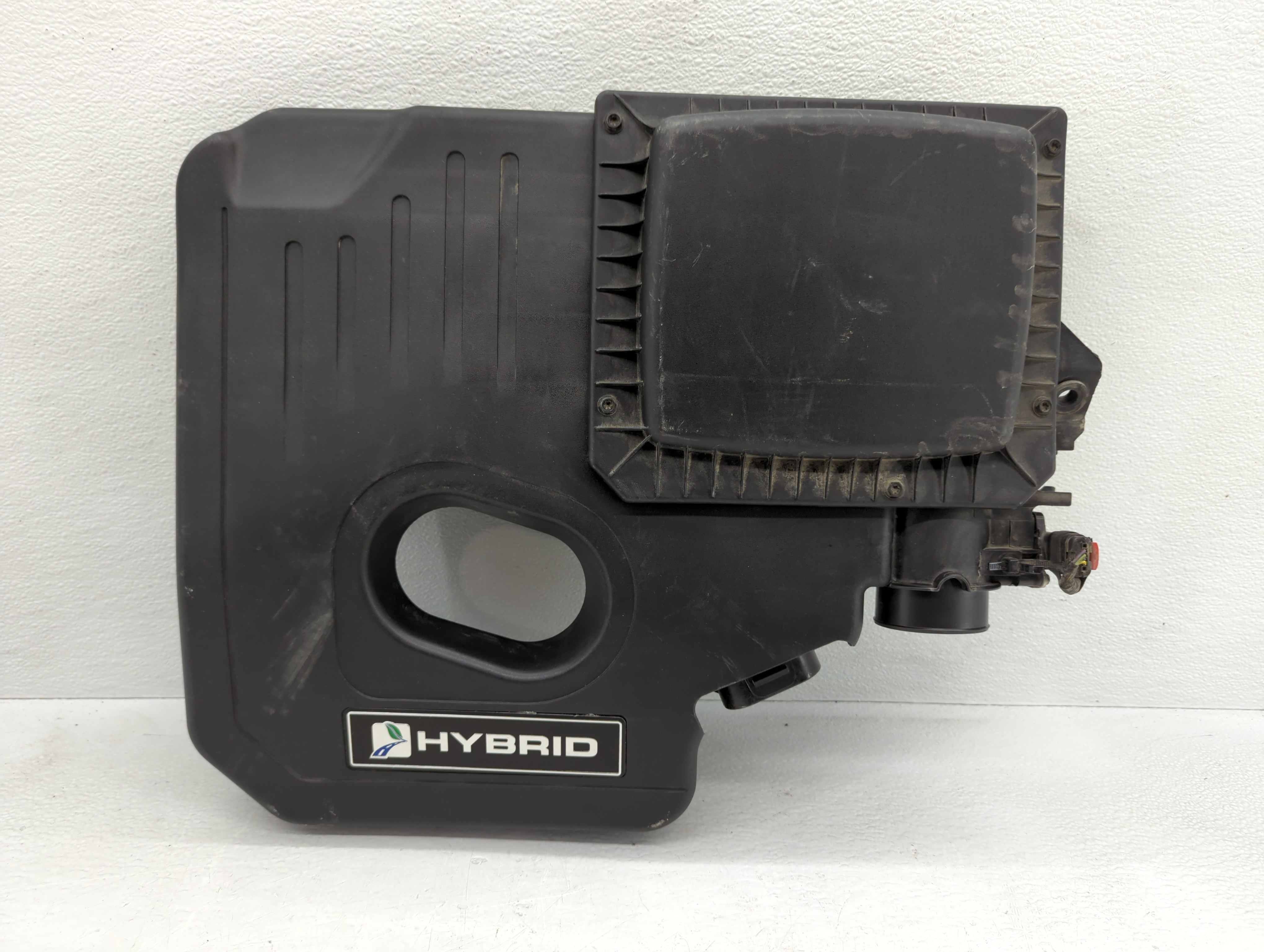 Picture of 2017 Ford Fusion Engine Cover 802871
