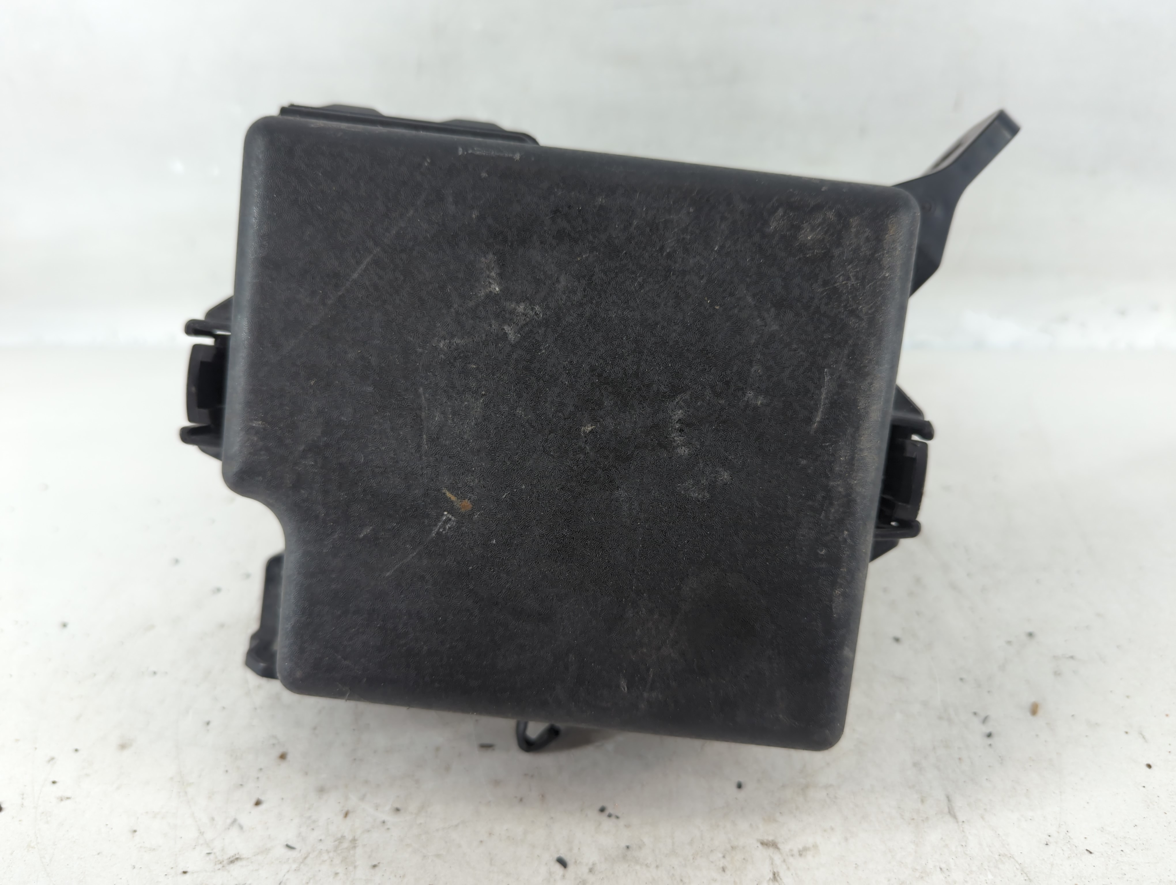 2015-2015 Kia Soul Fusebox Fuse Box Relay Module 91950-b2030|91950-b2050 802890 - Oemusedautoparts1.com