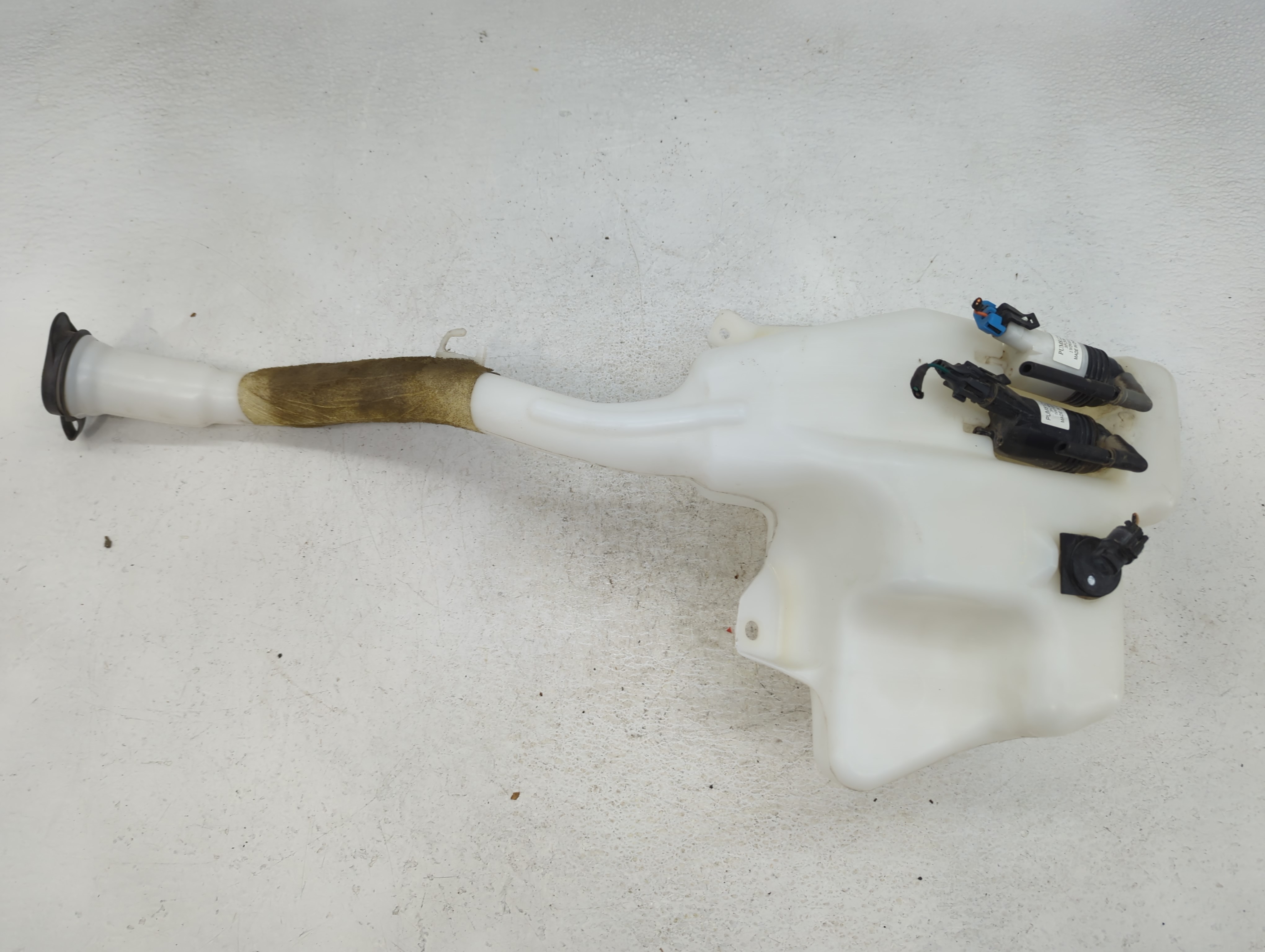 Picture of 2010-2017 Gmc Acadia Windshield Washer Fluid Reservoir Bottle Oem 802905