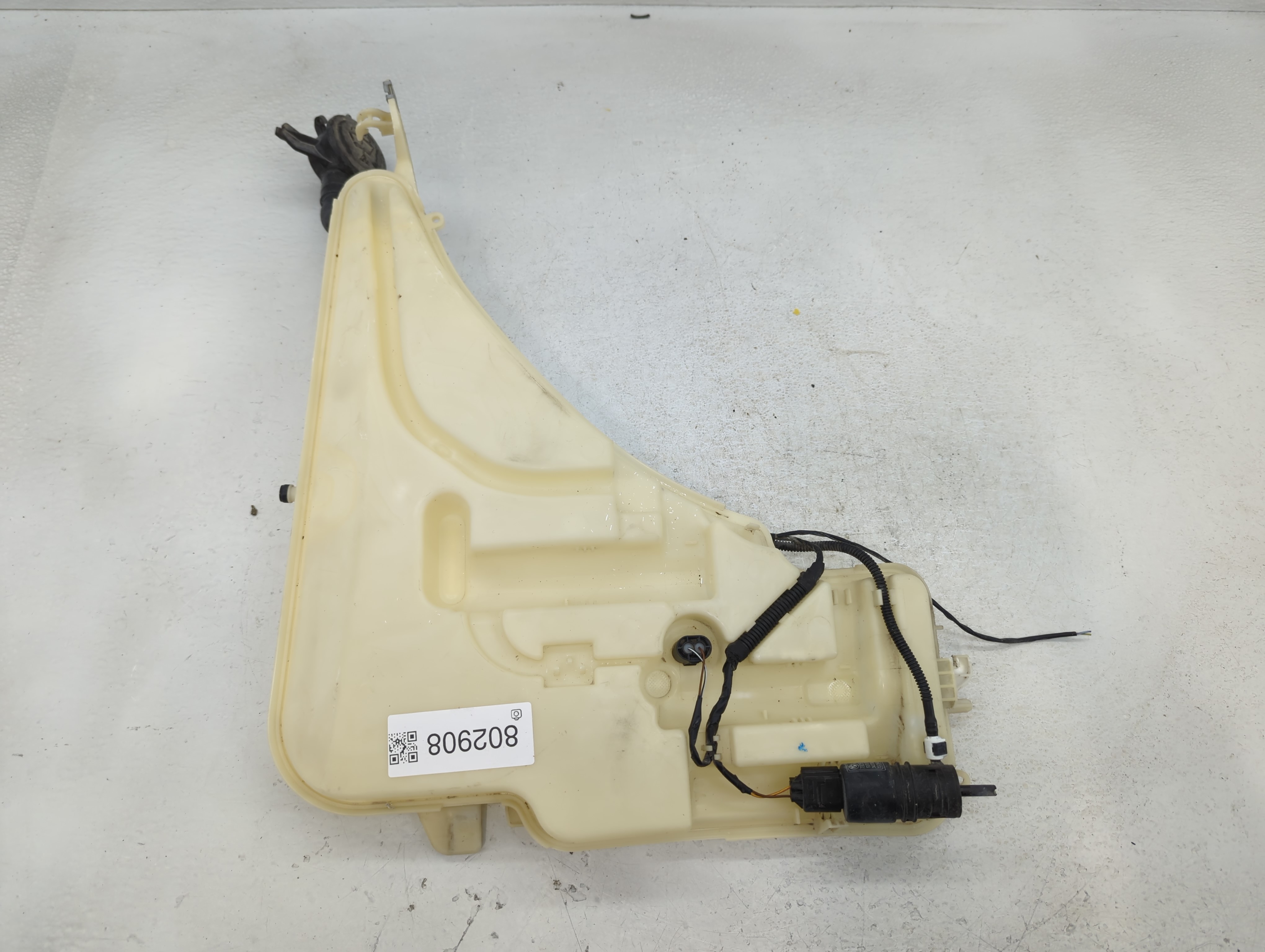 Picture of 2012-2016 Bmw 328i Windshield Washer Fluid Reservoir Bottle Oem 802908