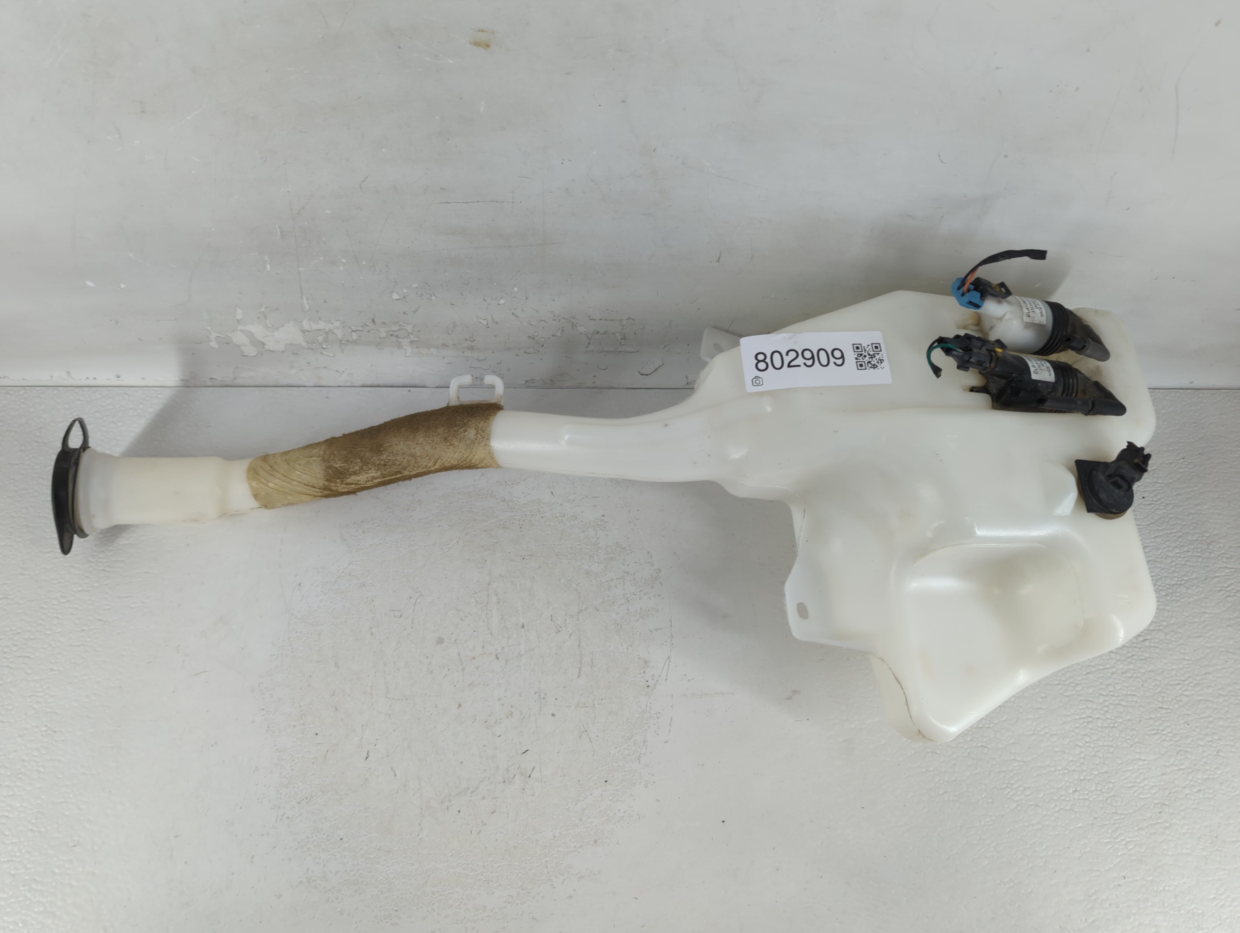 Chevrolet Traverse Windshield Washer Fluid Reservoir Bottle Oem 802909 - Oemusedautoparts1.com