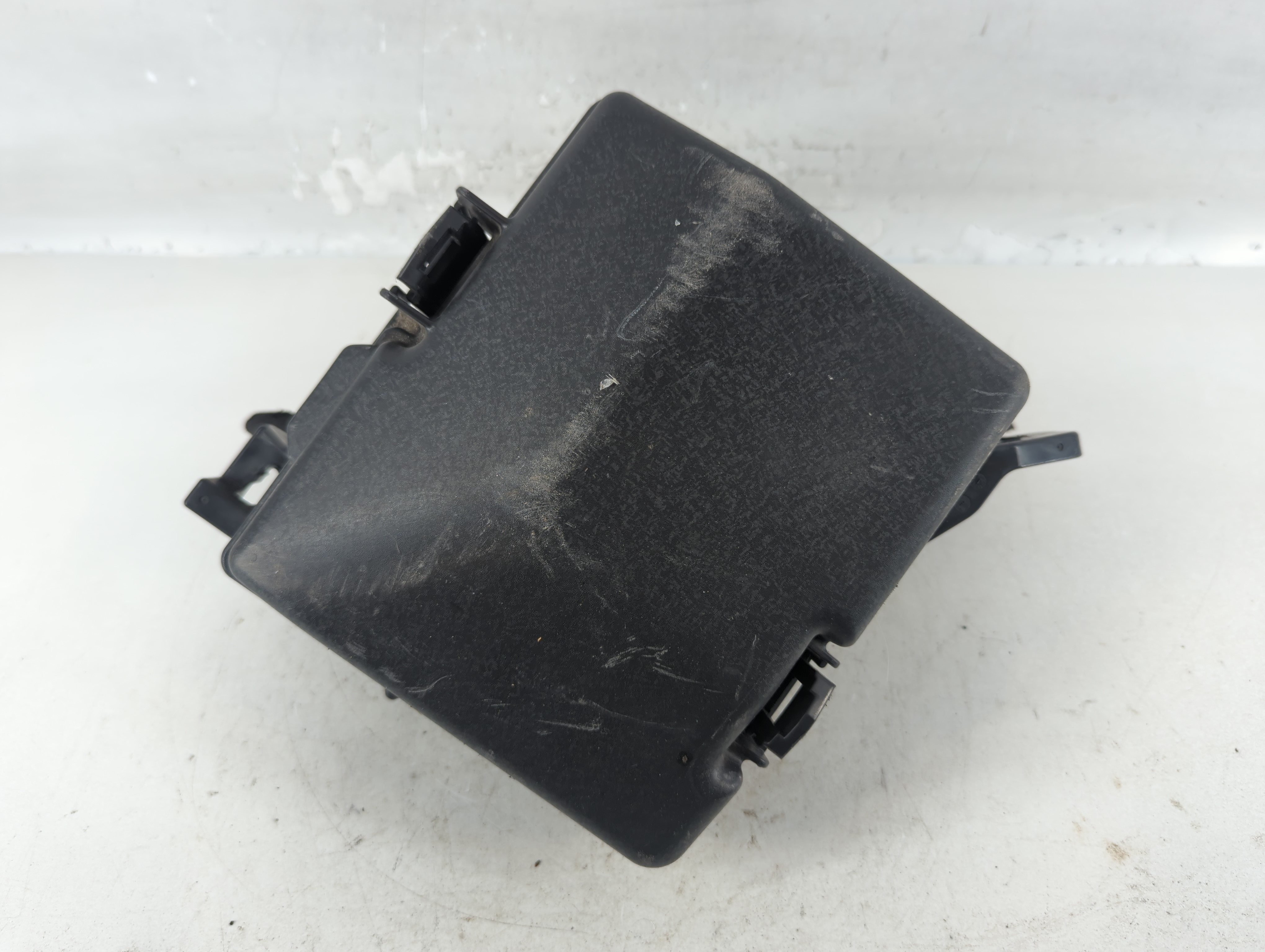 2017-2019 Kia Cadenza Fusebox Fuse Box Relay Module 802927 - Oemusedautoparts1.com