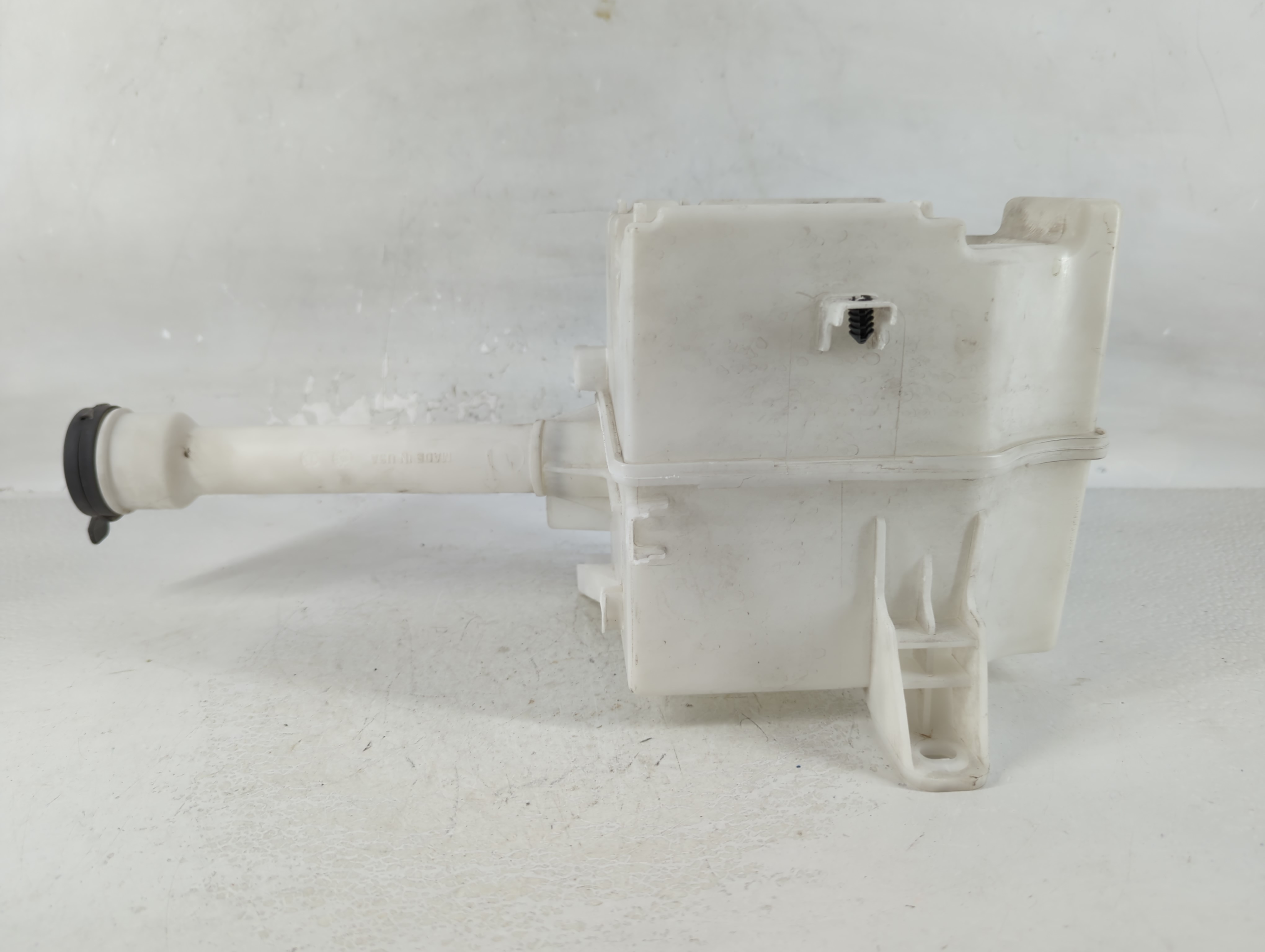 2012-2019 Chevrolet Sonic Windshield Washer Fluid Reservoir Bottle Oem 802945 - Oemusedautoparts1.com