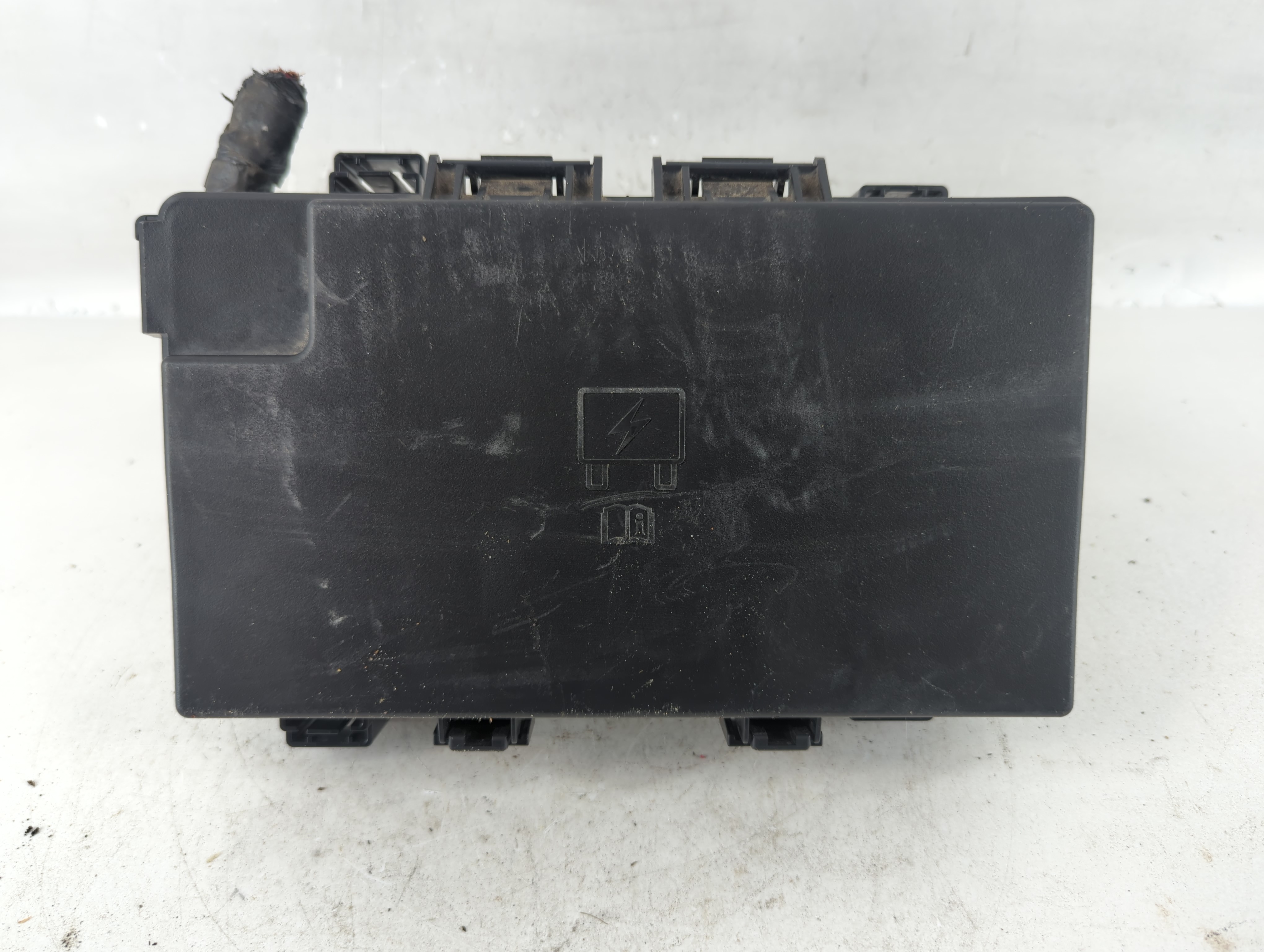 2020 Jeep Grand Cherokee Fusebox Fuse Box Relay Module P68425203ab A 802966 - Oemusedautoparts1.com