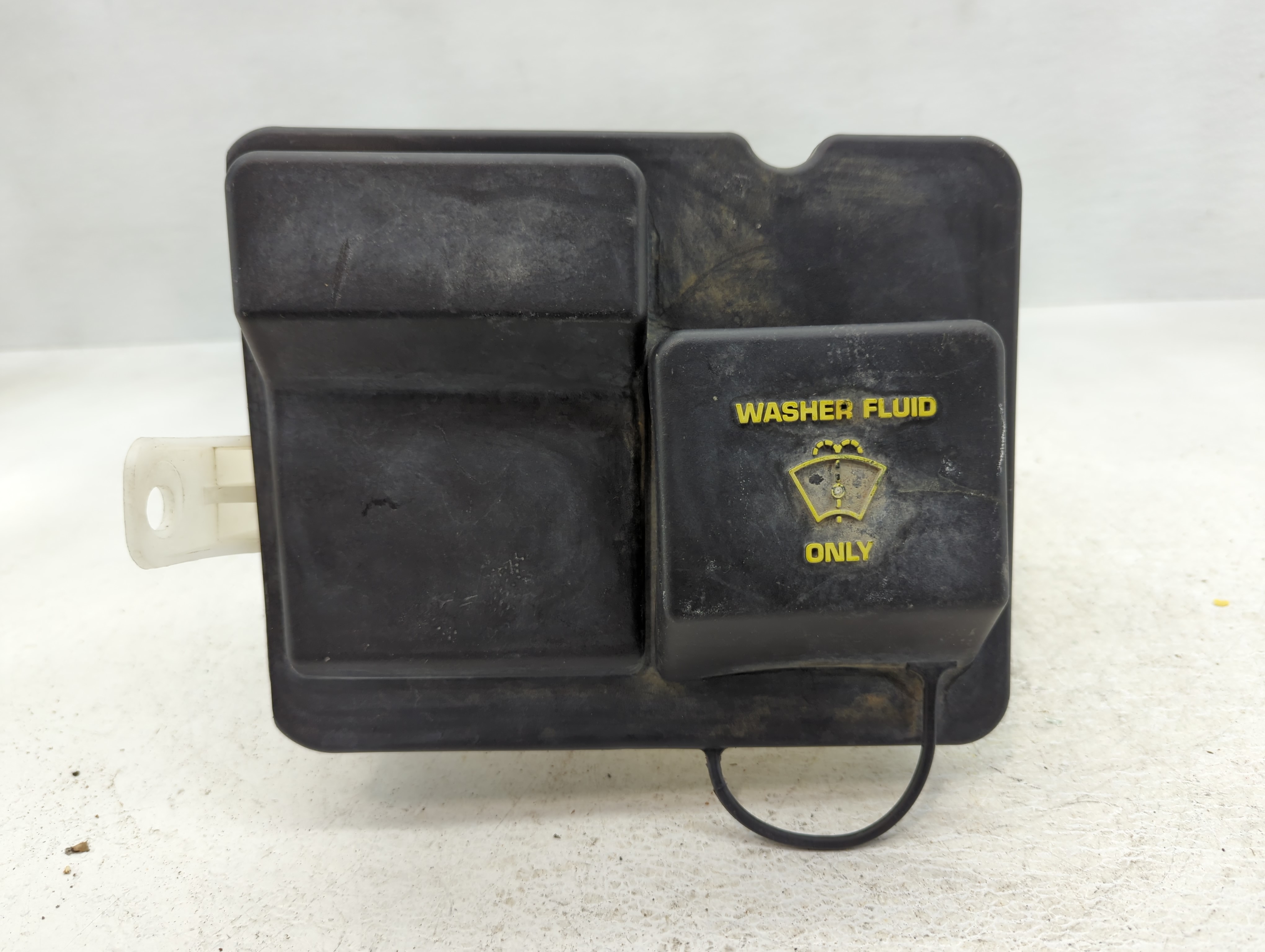 2007-2008 Ford F-150 Windshield Washer Fluid Reservoir Bottle Oem 803023 - Oemusedautoparts1.com