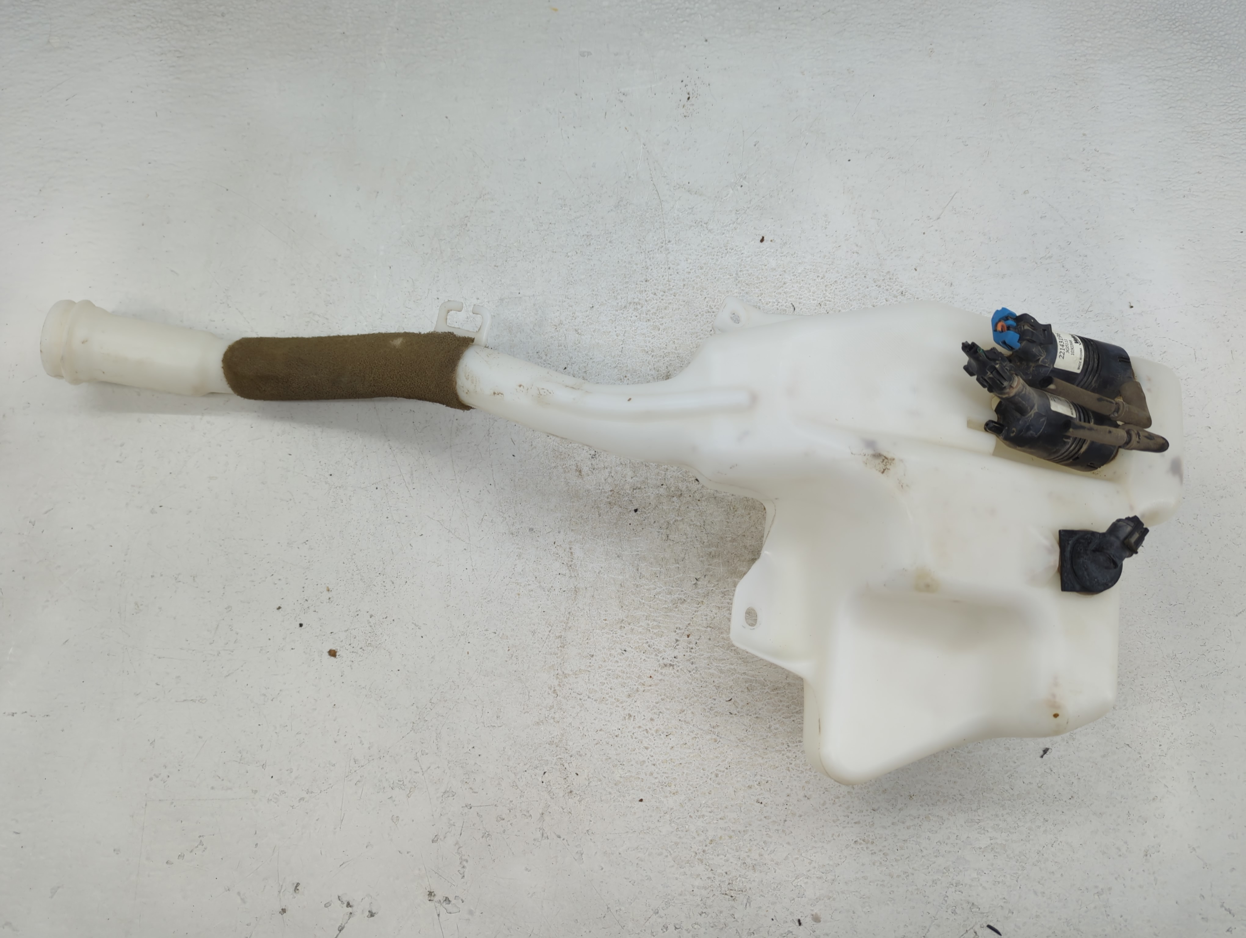 Chevrolet Traverse Windshield Washer Fluid Reservoir Bottle Oem 803029 - Oemusedautoparts1.com