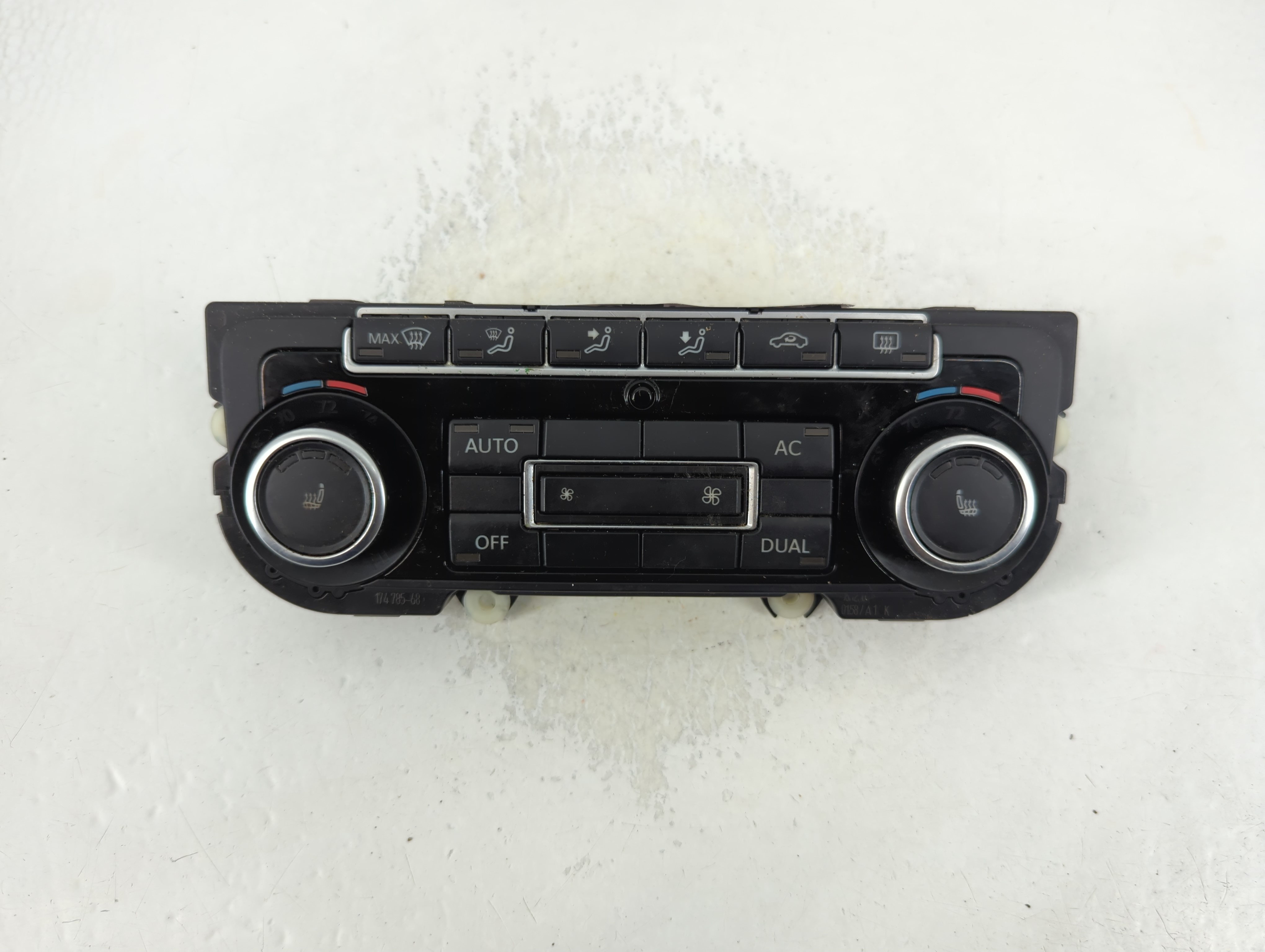 Picture of 2011-2012 Volkswagen Cc Ac Heater Climate Control 5k0 907 044 Eg 803050