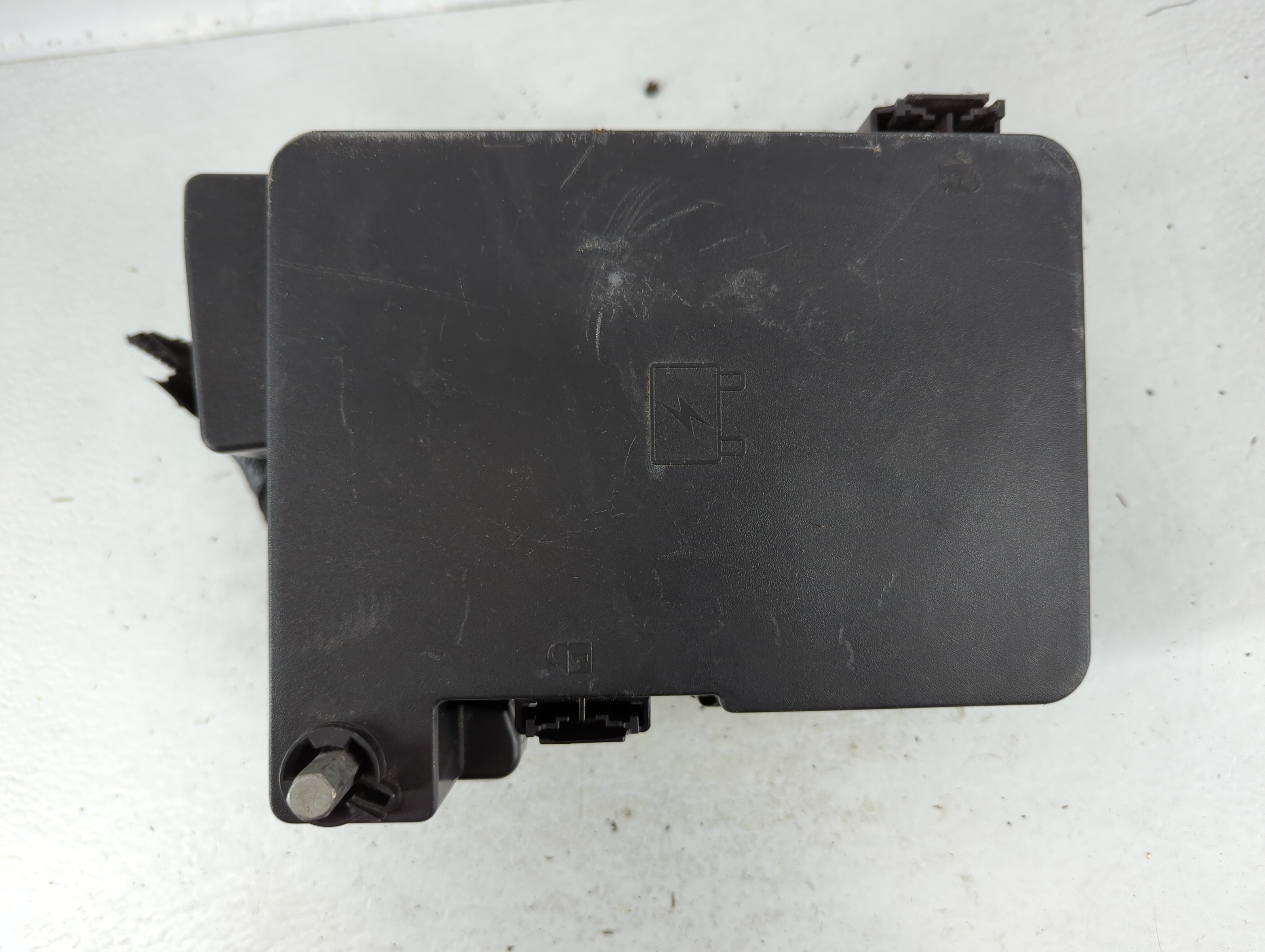 2013-2016 Chevrolet Equinox Fusebox Fuse Box Relay Module 22929763 803124 - Oemusedautoparts1.com