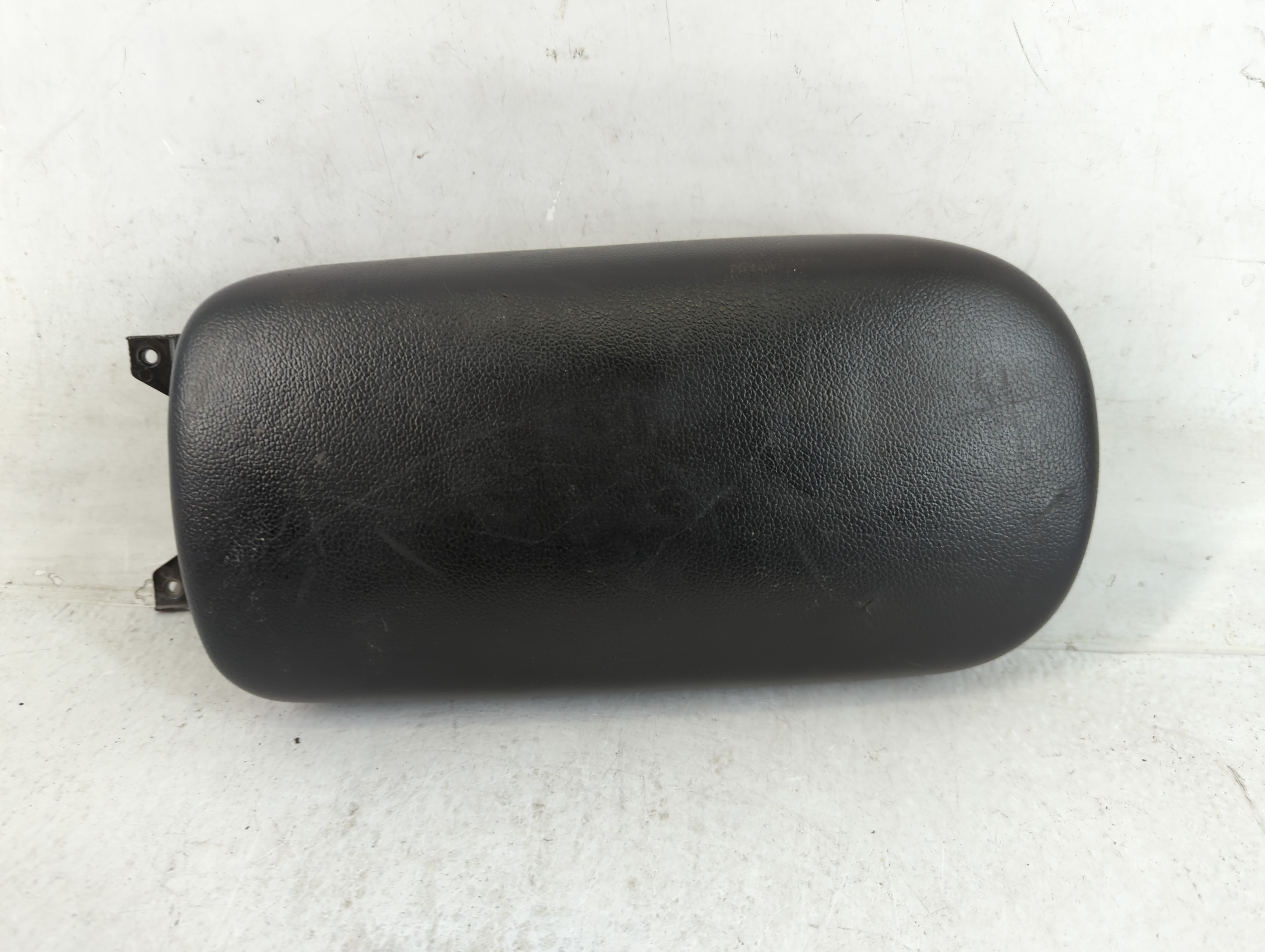 2016 Kia Forte Center Console Armrest Cover Lid Black 803134 - Oemusedautoparts1.com