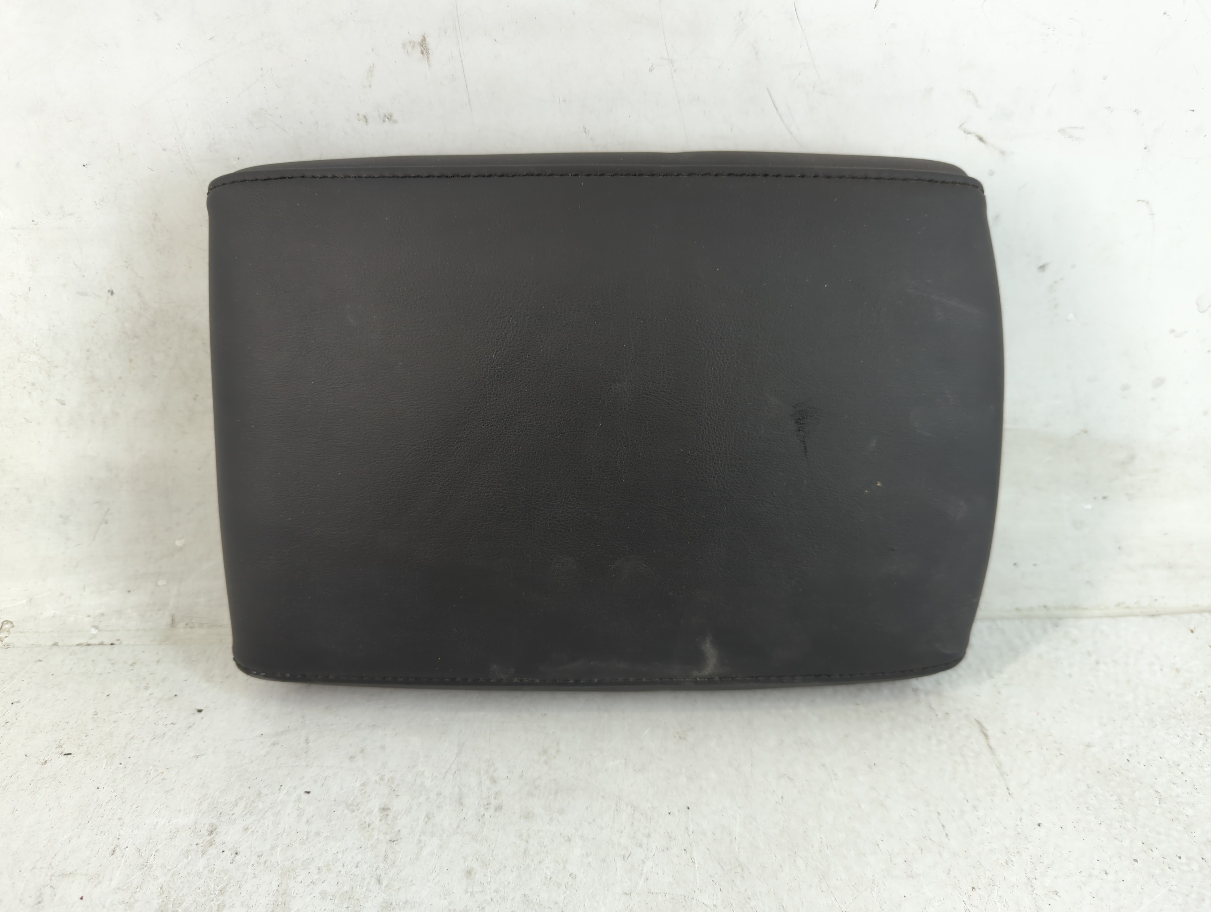 2017 Toyota Prius Prime Center Console Armrest Cover Lid Black 803176 - Oemusedautoparts1.com