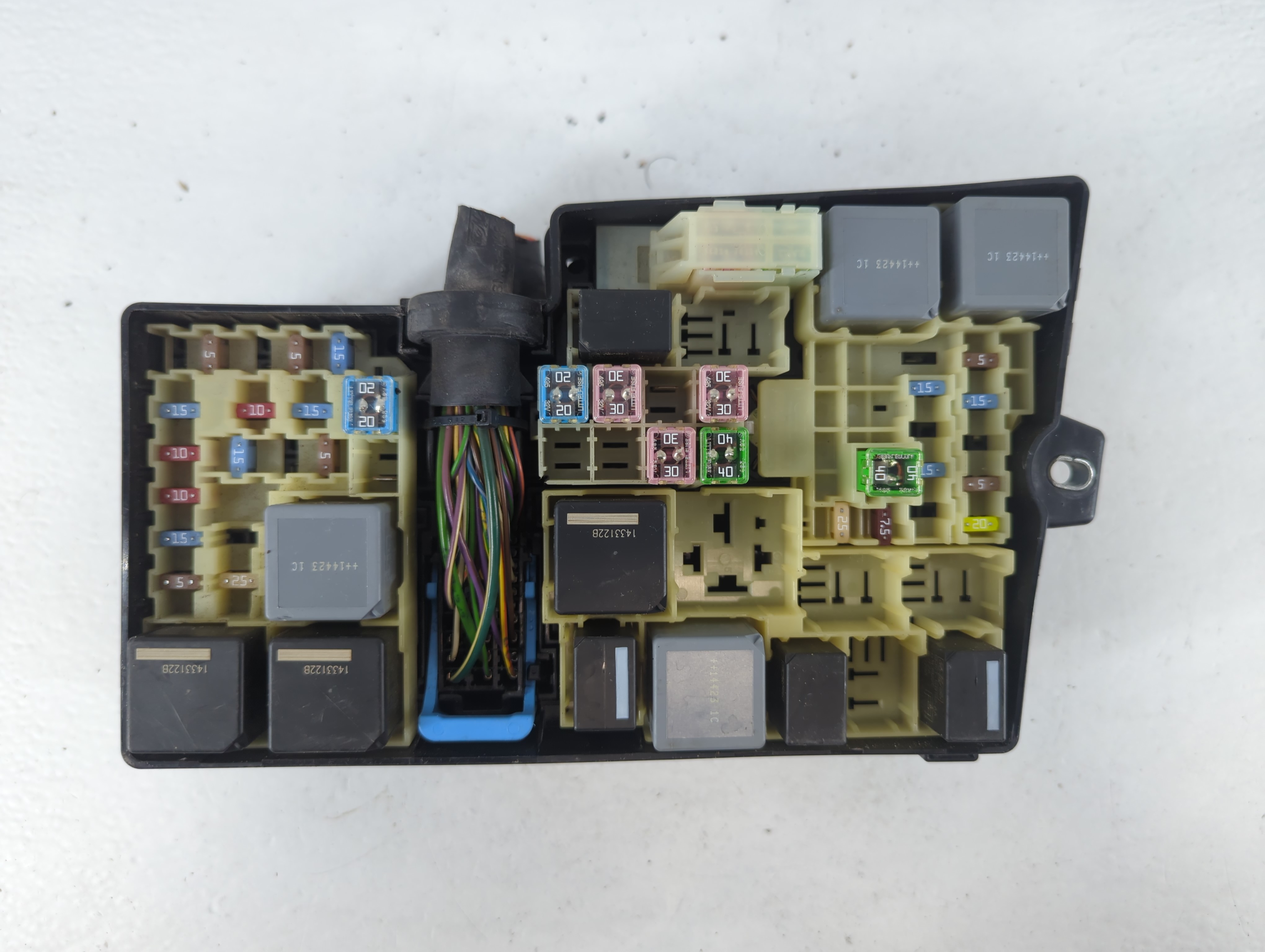 Picture of Ford Transit Fusebox Fuse Box Relay Module Av6t-14a142-ab 803243