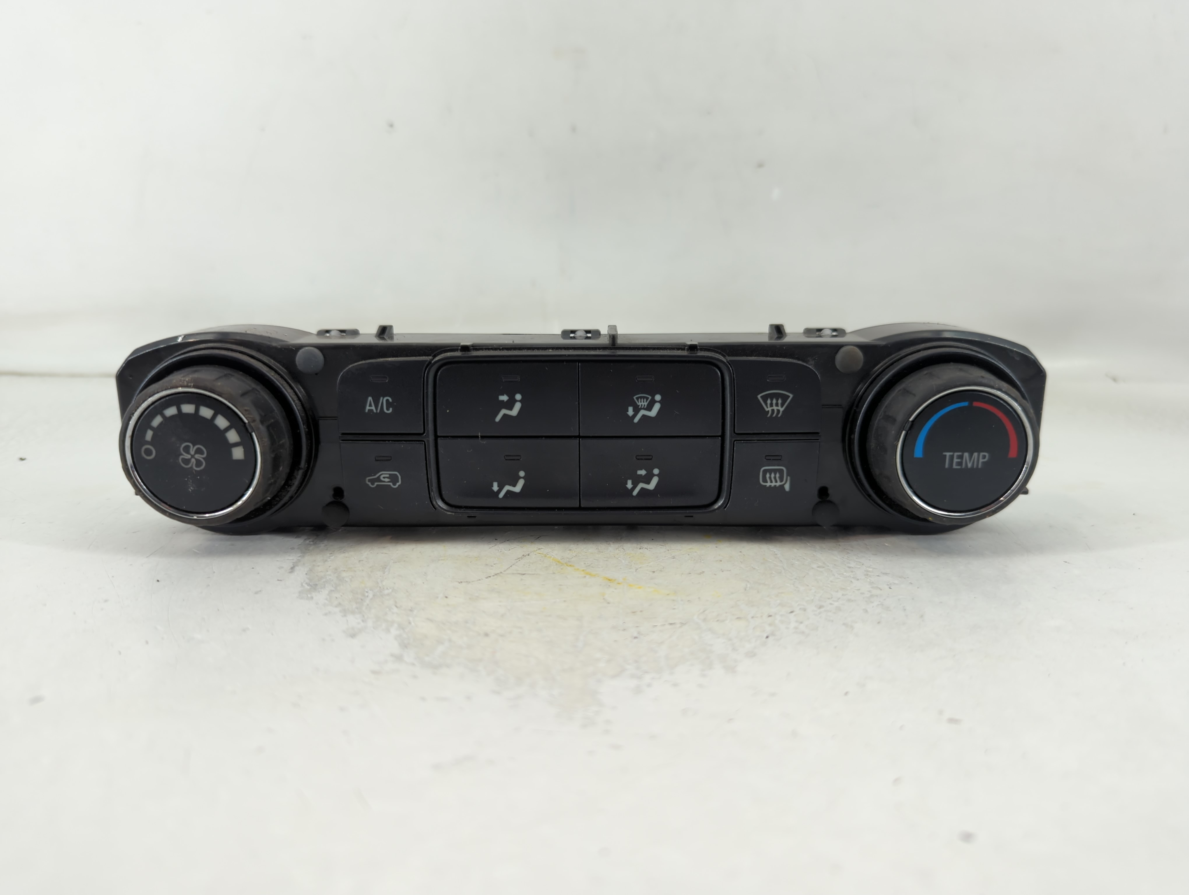 2014 Chevrolet Silverado 1500 Ac Heater Climate Control 23176283 803262 - Oemusedautoparts1.com