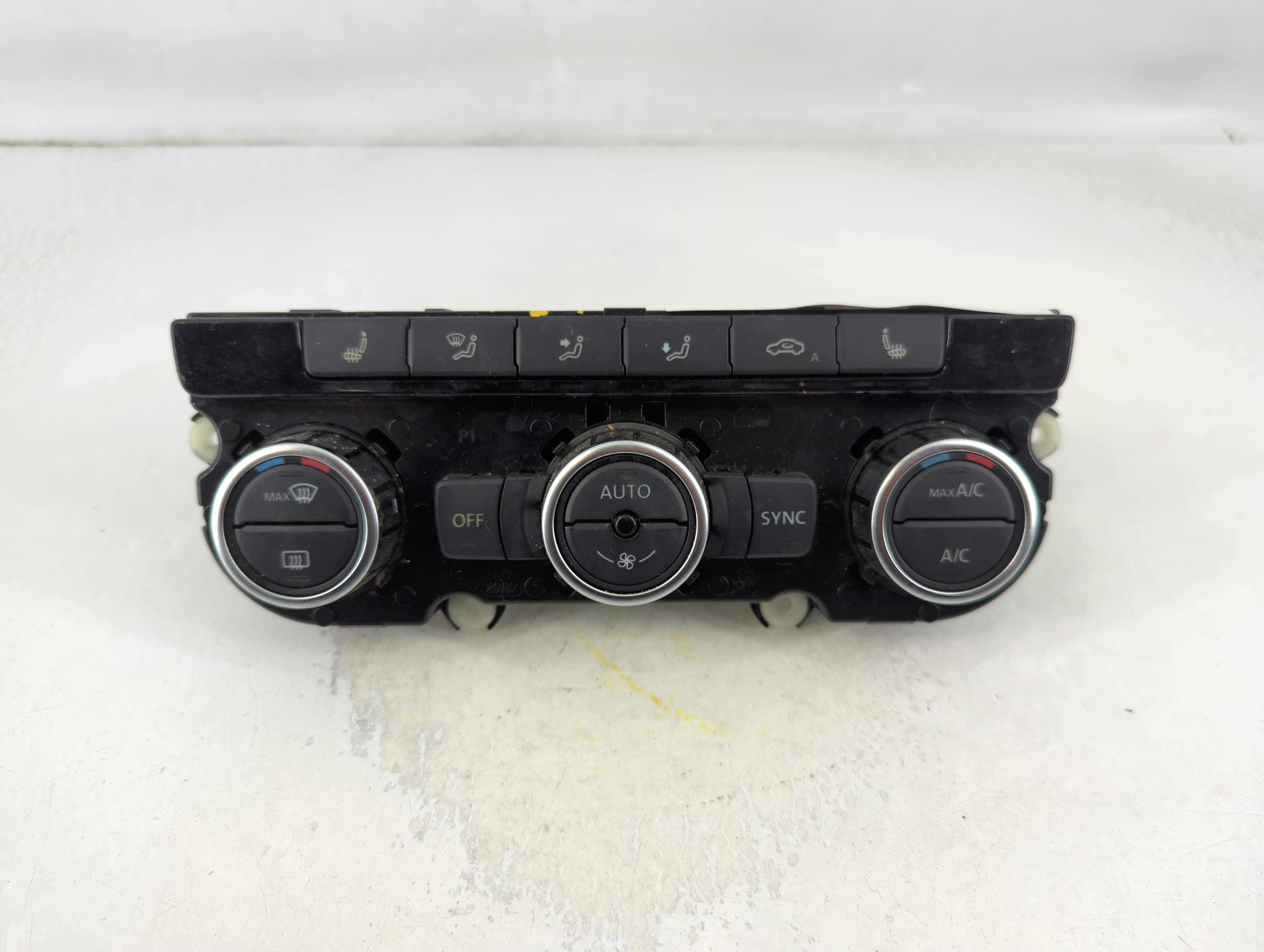 Picture of 2013-2014 Volkswagen Cc Ac Heater Climate Control Temperature Oem 803288