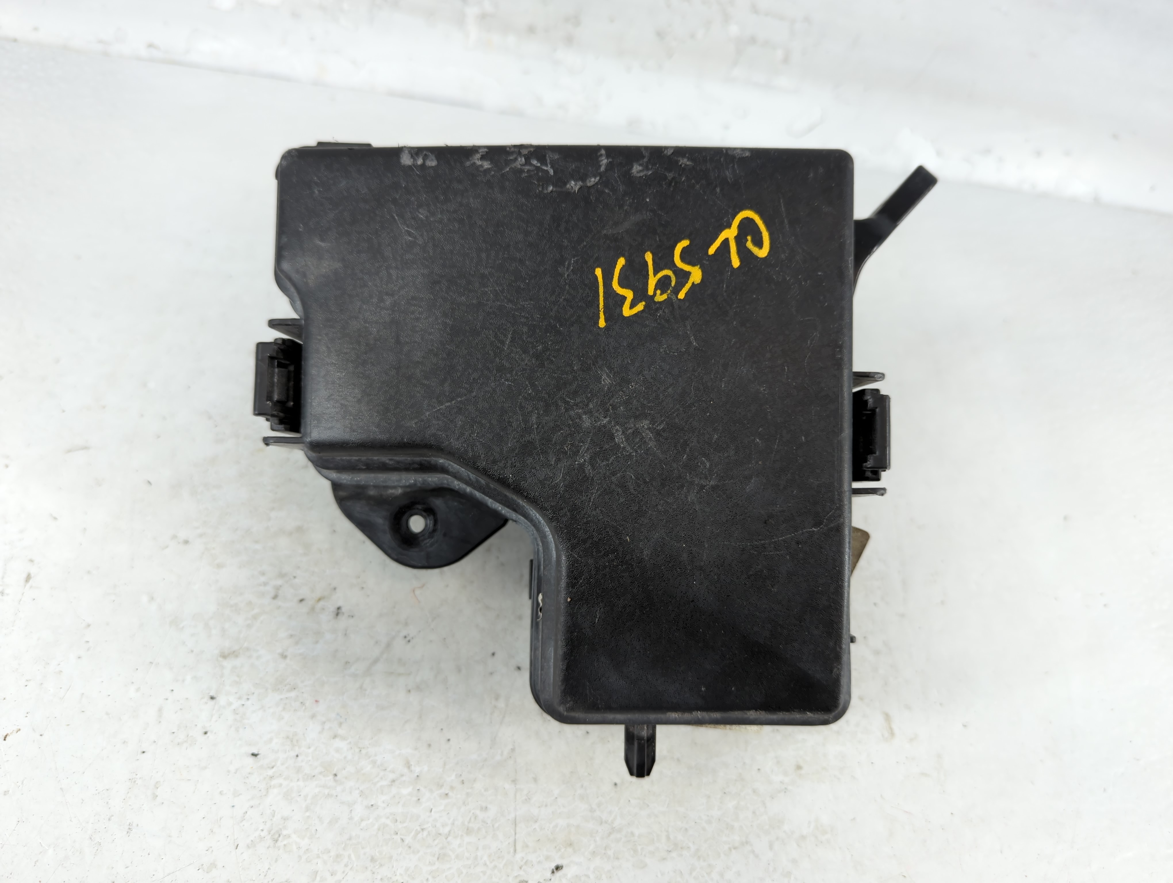 2015-2017 Hyundai Veloster Fusebox Fuse Box Relay Module 91236 2v058 803339 - Oemusedautoparts1.com
