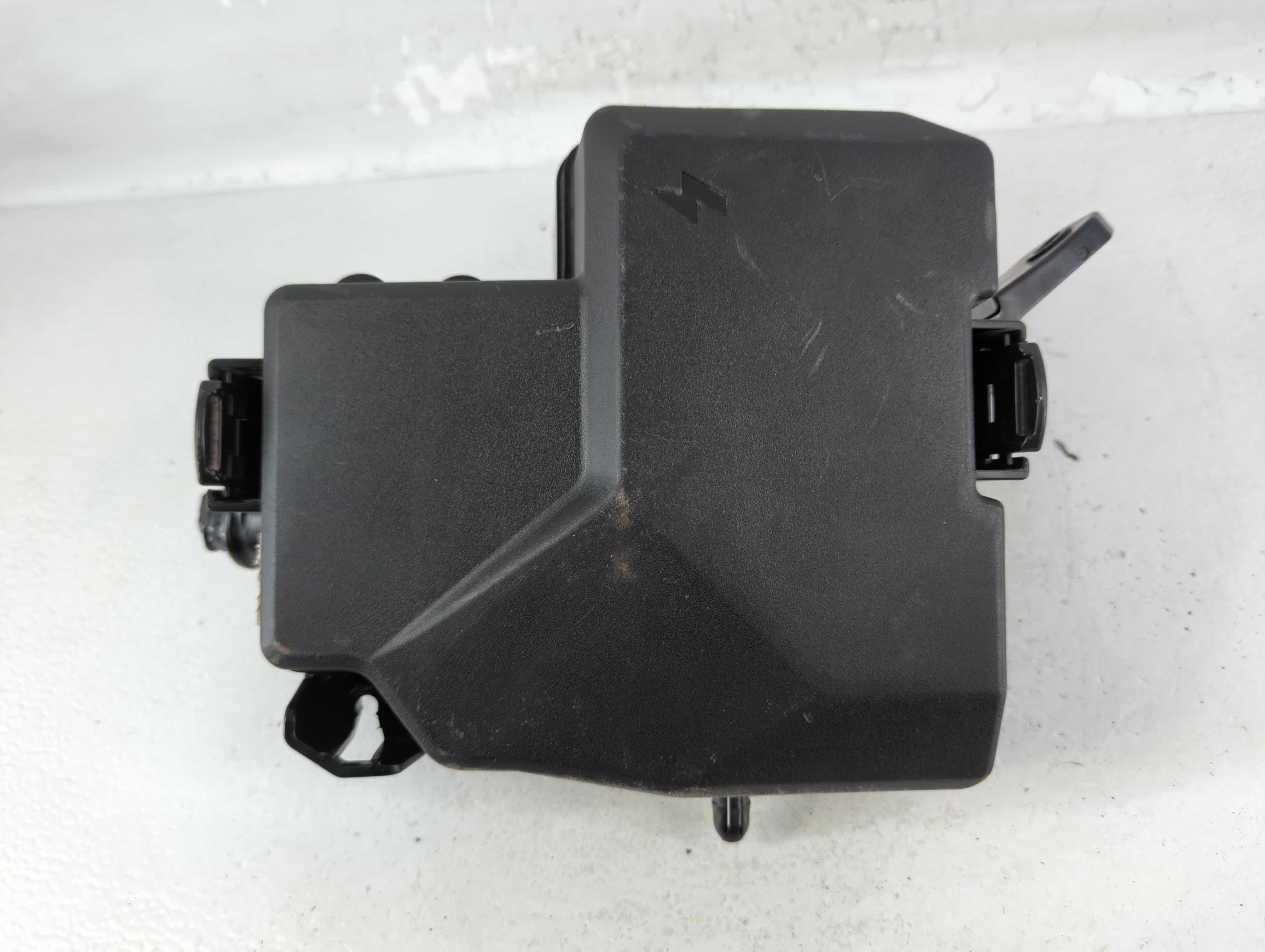 2021-2022 Hyundai Elantra Fusebox Fuse Box Relay Module 91200-ib040aa 803371 - Oemusedautoparts1.com