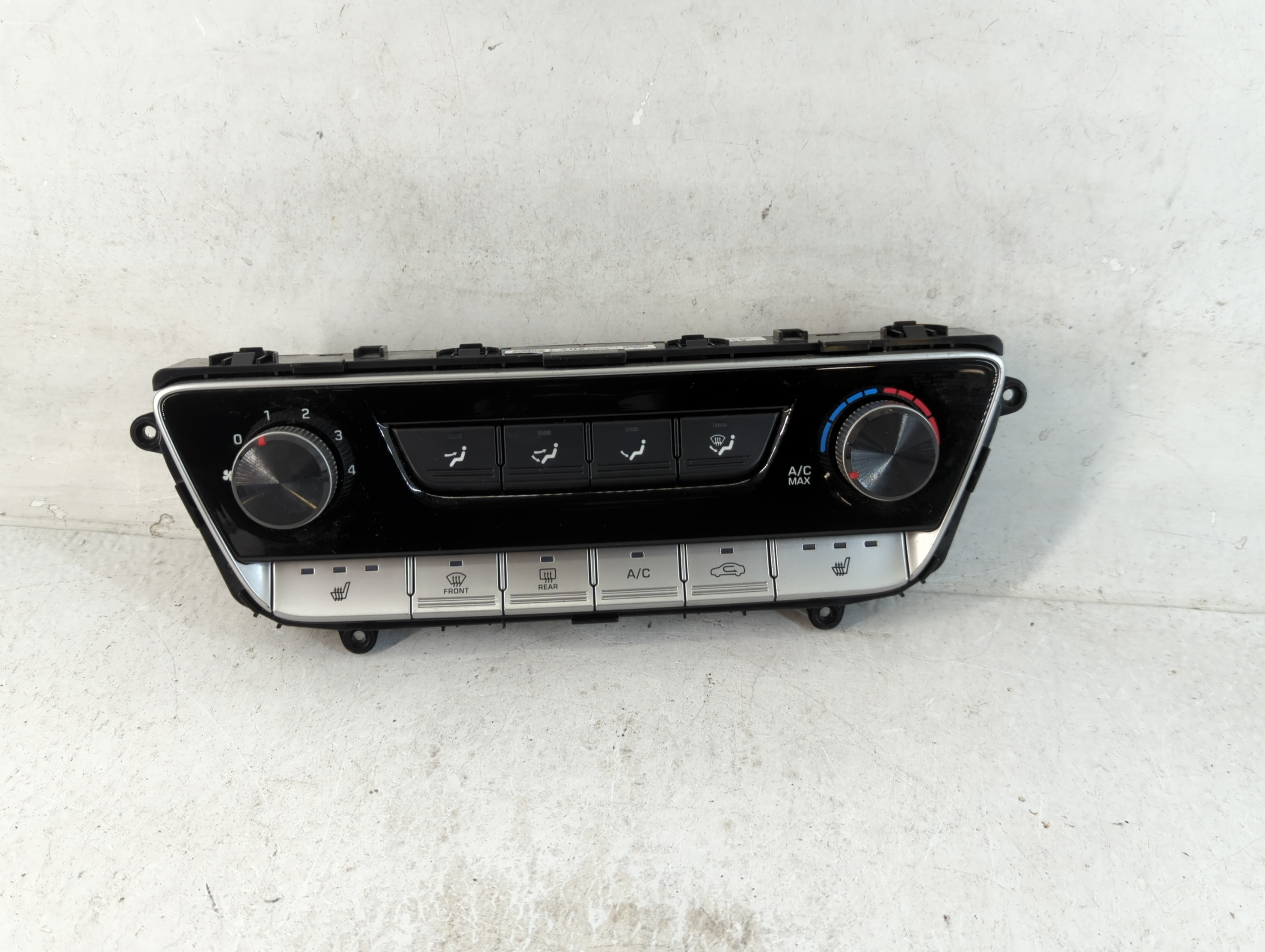 2018-2019 Hyundai Sonata Ac Heater Climate Control 97220-c2ab 803391 - Oemusedautoparts1.com