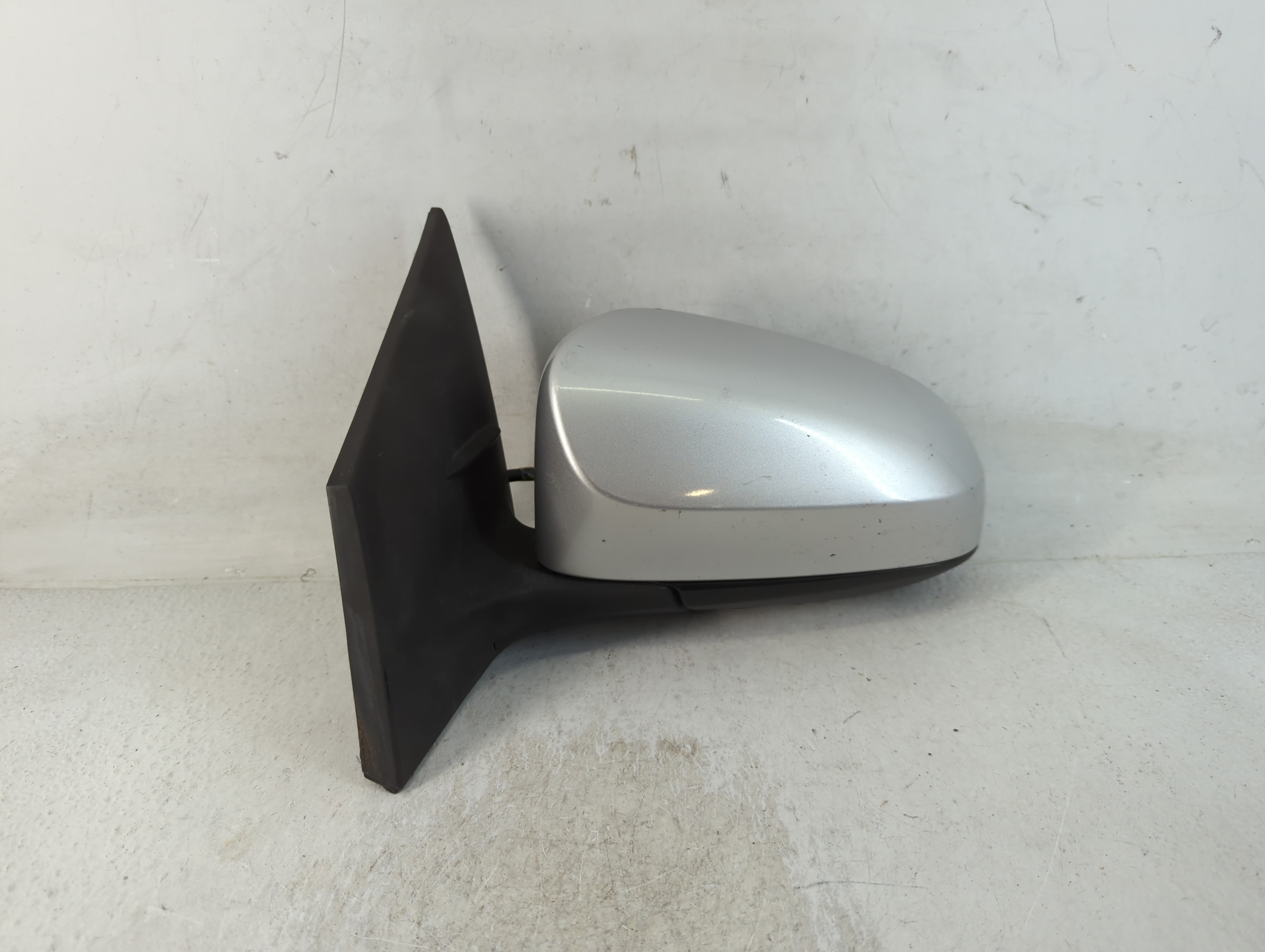 2014-2019 Toyota Corolla Passenger Right Side View Power Door Mirror 803476 - Oemusedautoparts1.com