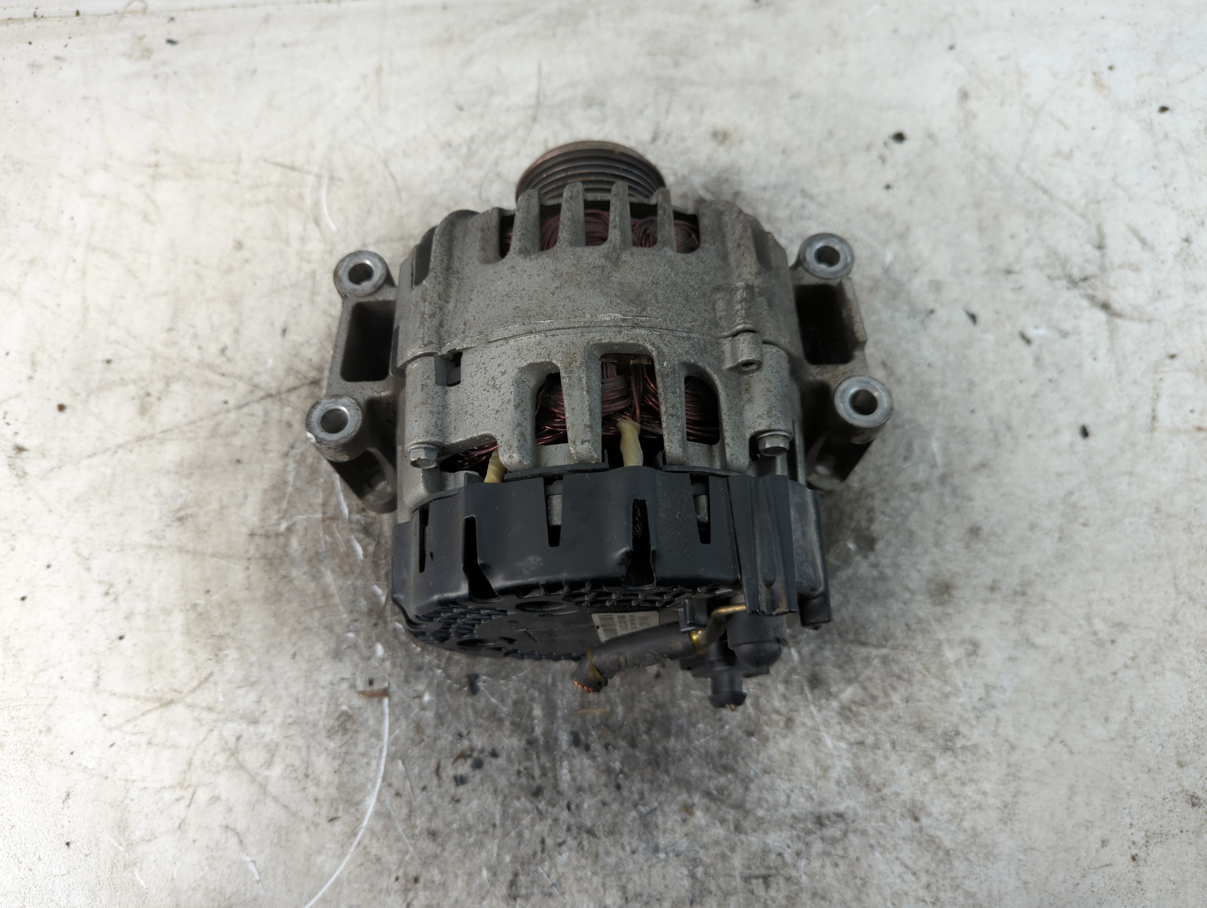 2013 Volkswagen Beetle Alternator Generator Charging Assembly Engine Oem 803758 - Oemusedautoparts1.com