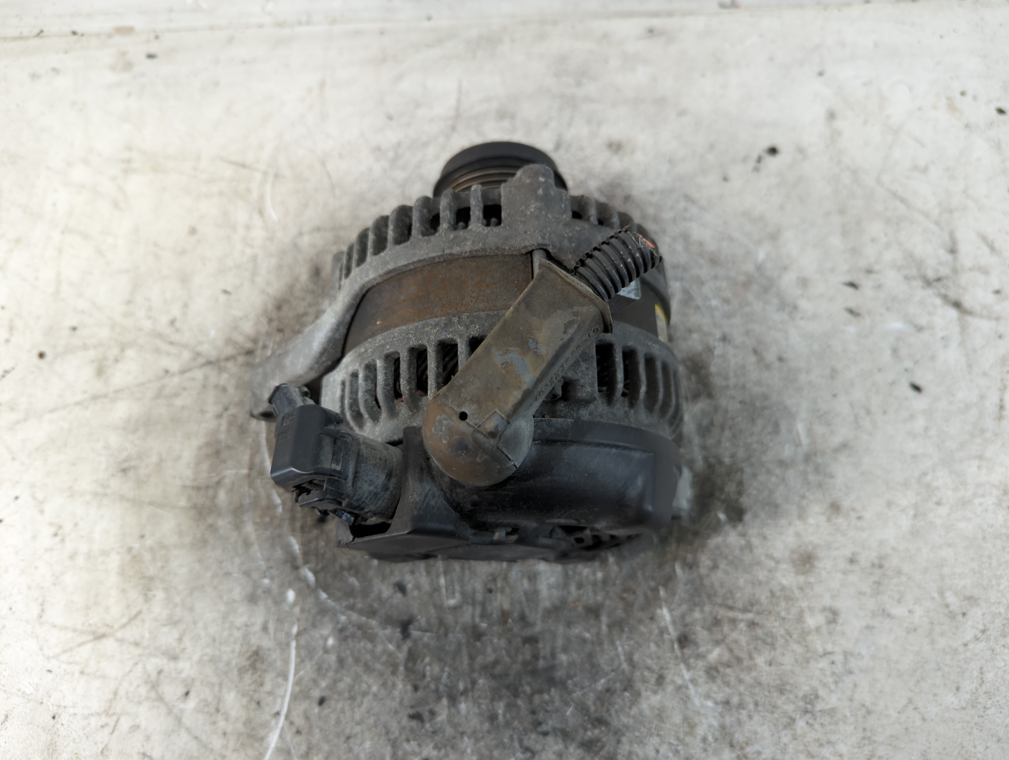 2012-2014 Toyota Camry Alternator Generator Charging Assembly Engine Oem 803806 - Oemusedautoparts1.com
