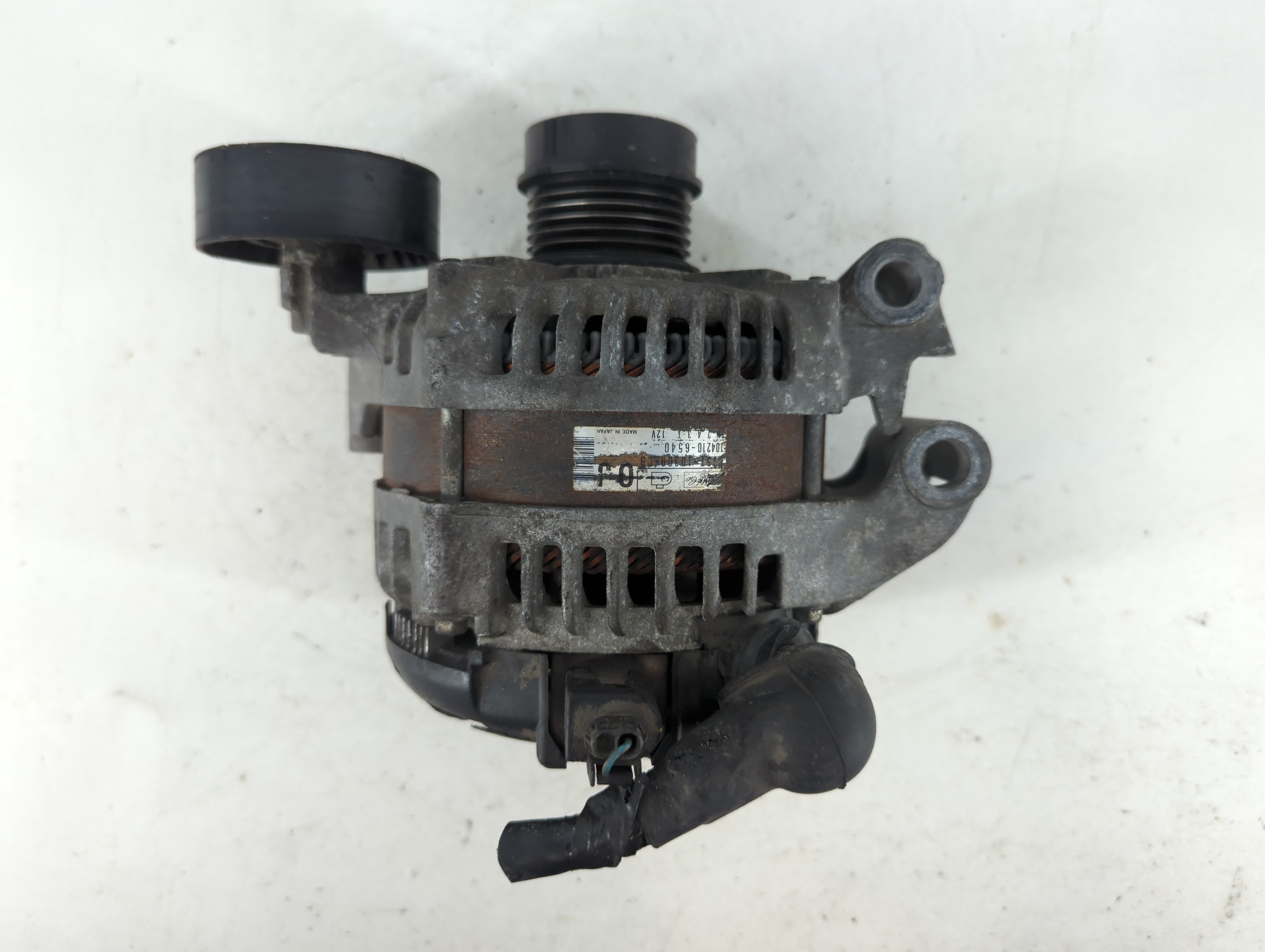 Picture of 2013-2019 Ford Escape Alternator Generator Charging Assembly Engine Oem 804220
