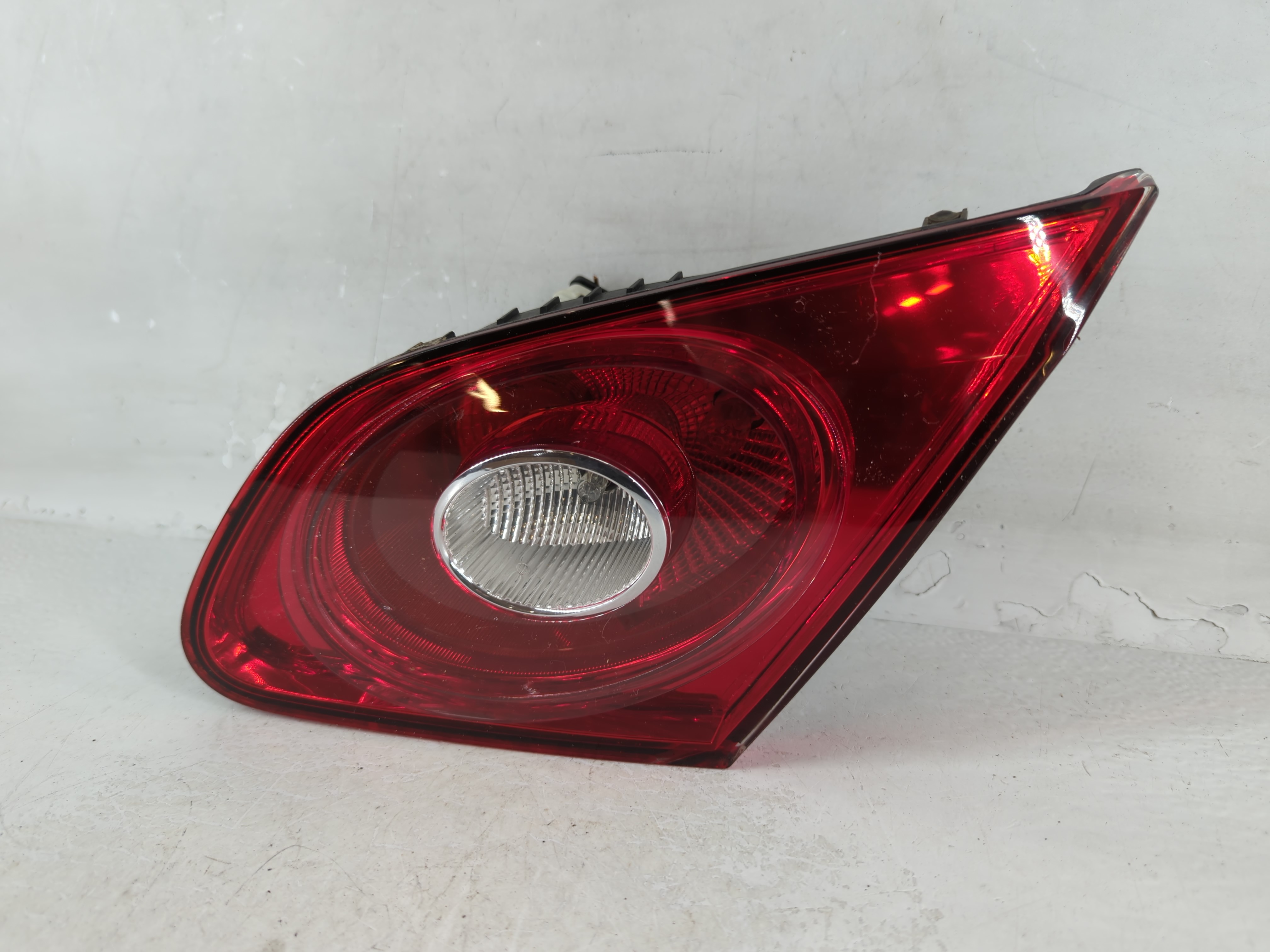 Picture of 2009-2012 Volkswagen Cc Passenger Right Side Tail Light Taillight Oem 804269