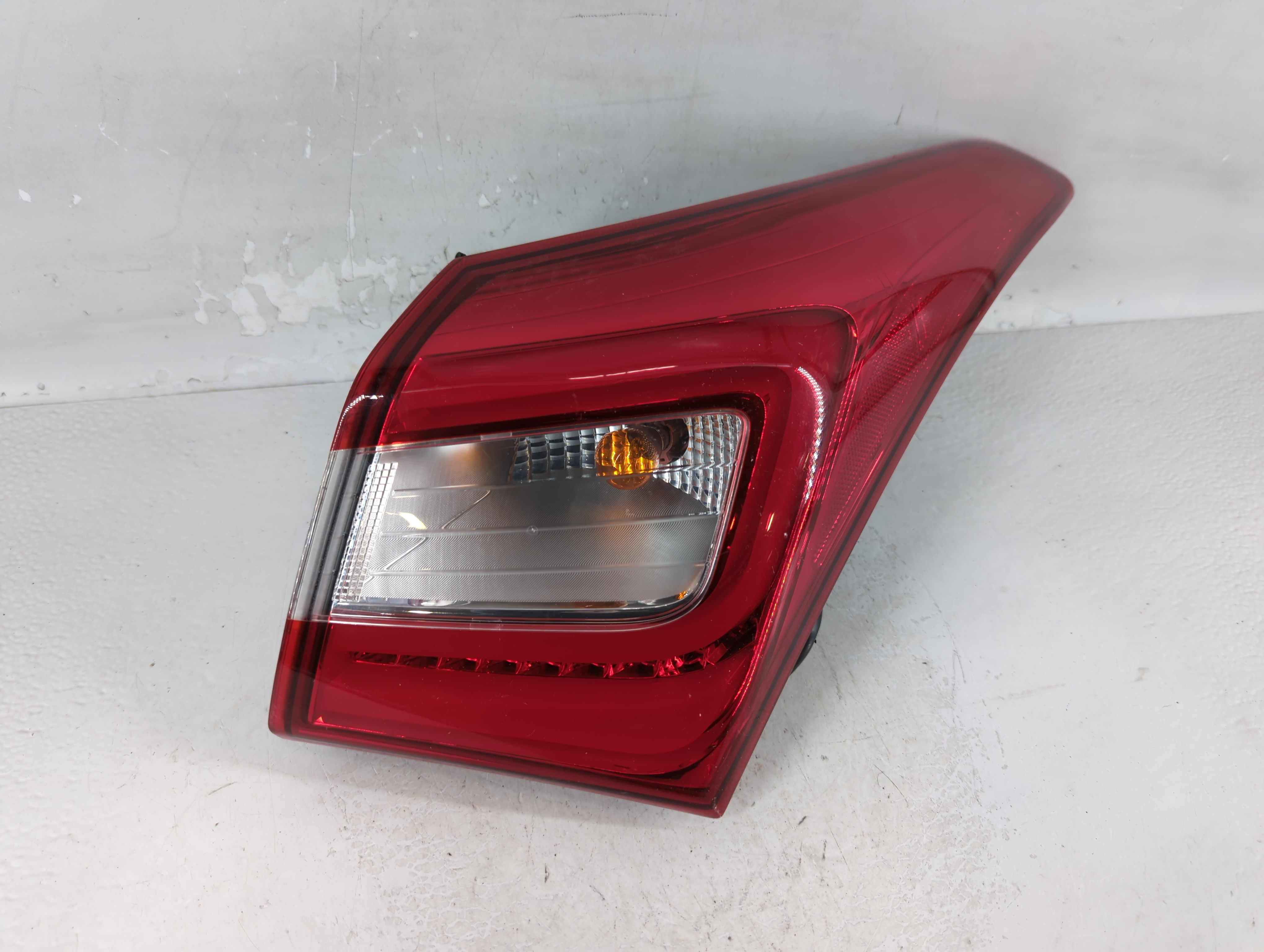 Hyundai Elantra Passenger Right Side Tail Light Taillight Oem 804270 - Oemusedautoparts1.com