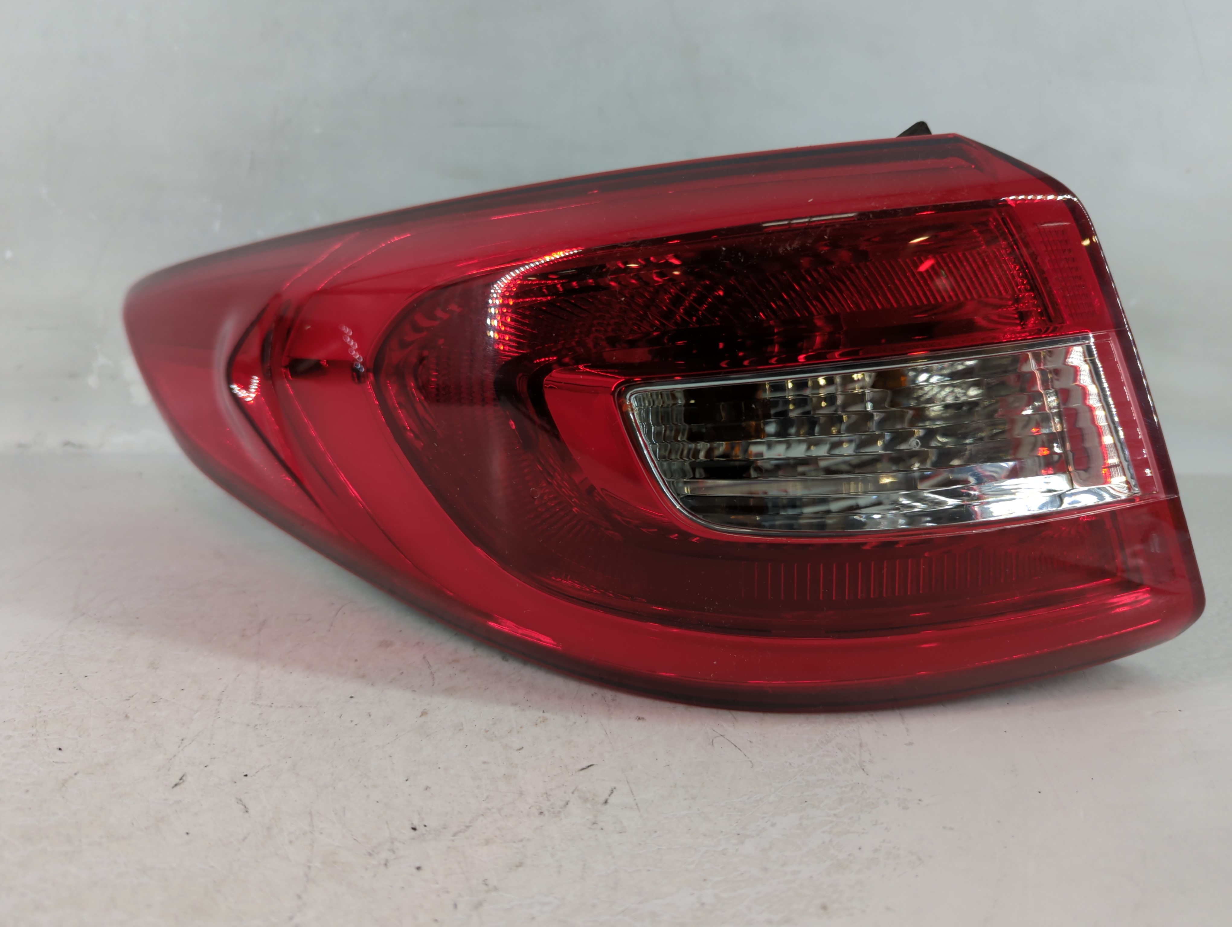 Picture of 2015-2017 Hyundai Sonata Driver Left Side Tail Light Taillight Oem 804273