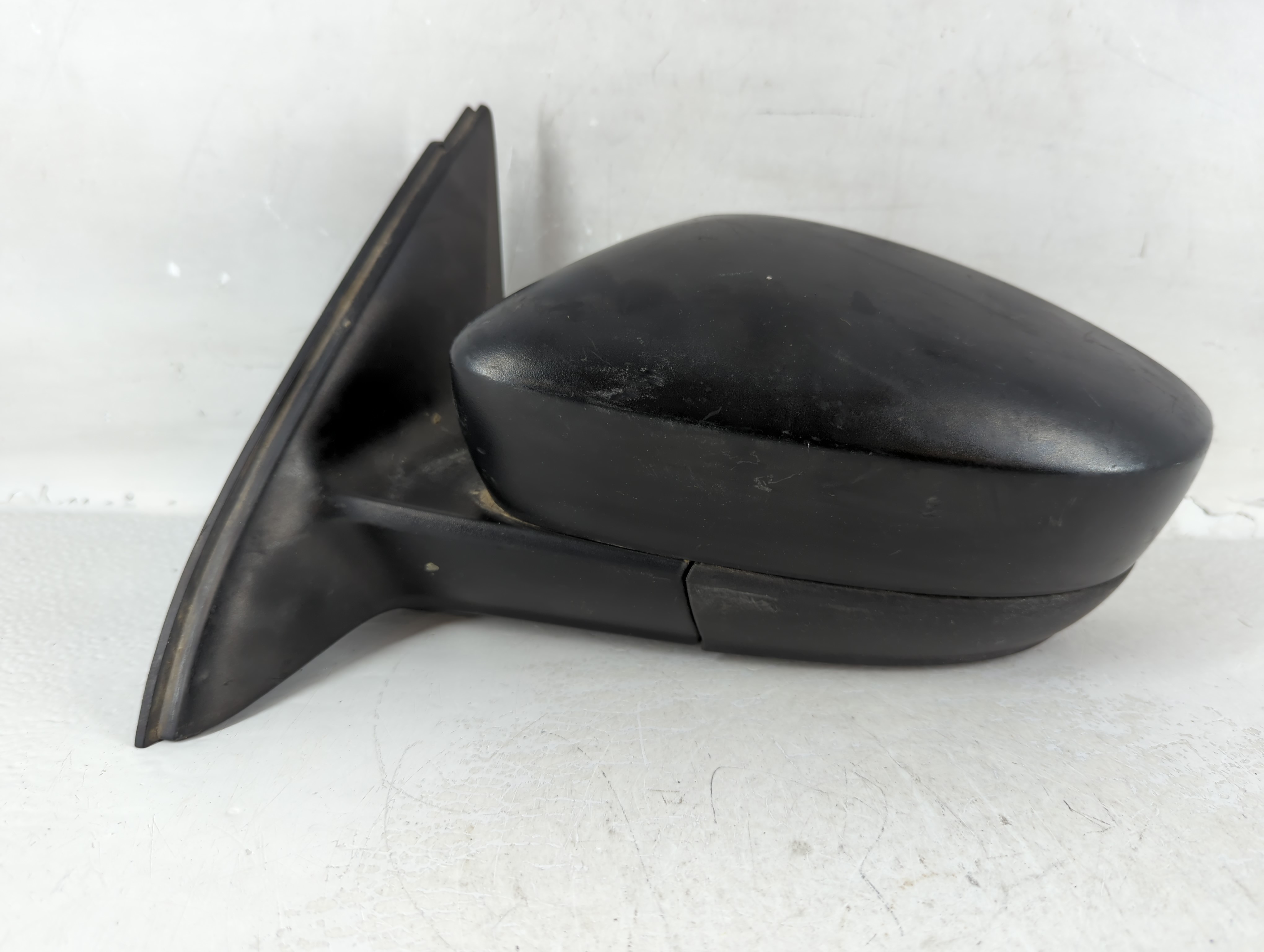 2011-2016 Volkswagen Jetta Driver Left Side View Power Door Mirror Black 804311 - Oemusedautoparts1.com