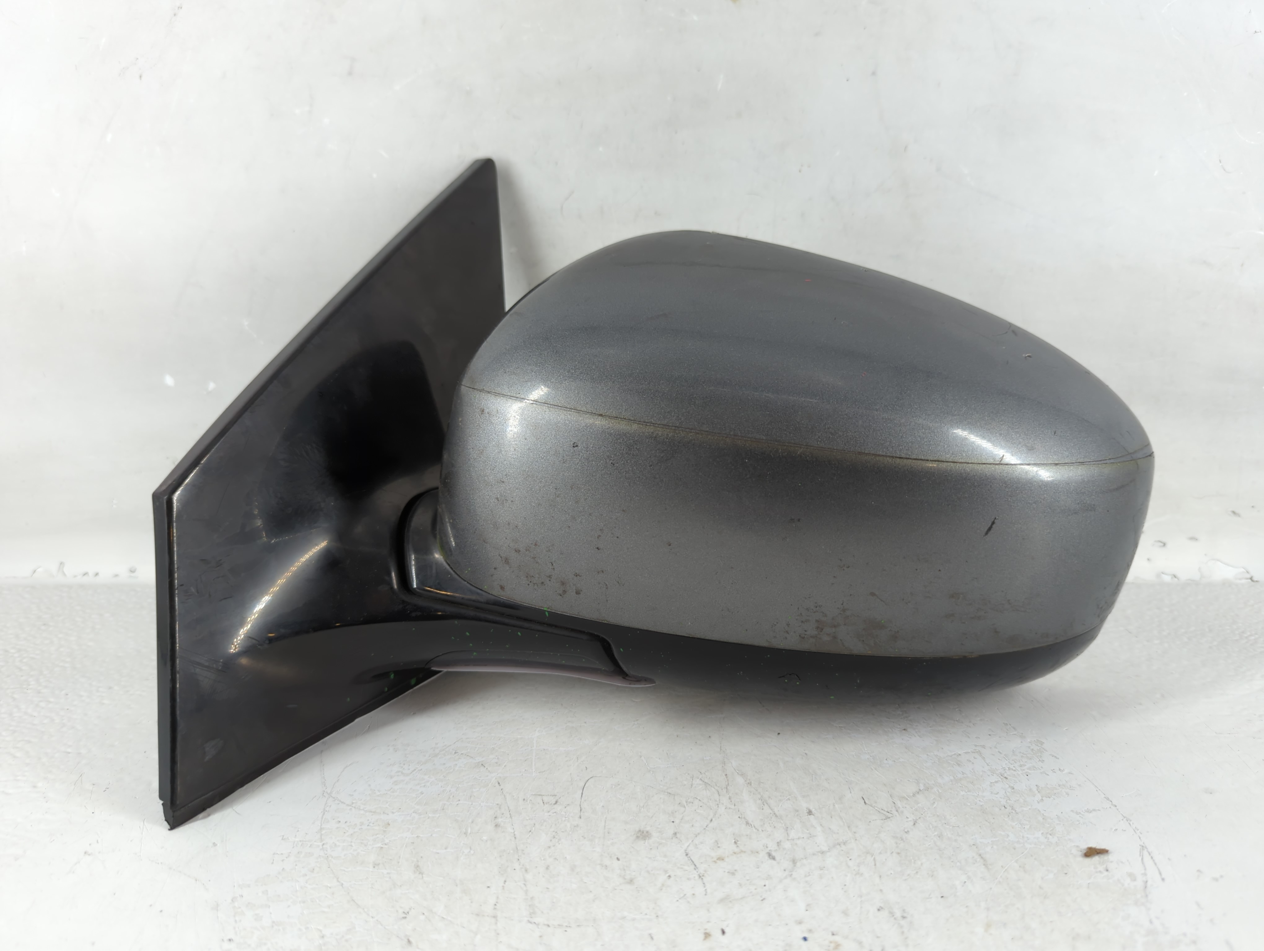 2011-2014 Nissan Murano Driver Left Side View Power Door Mirror Grey 804318 - Oemusedautoparts1.com