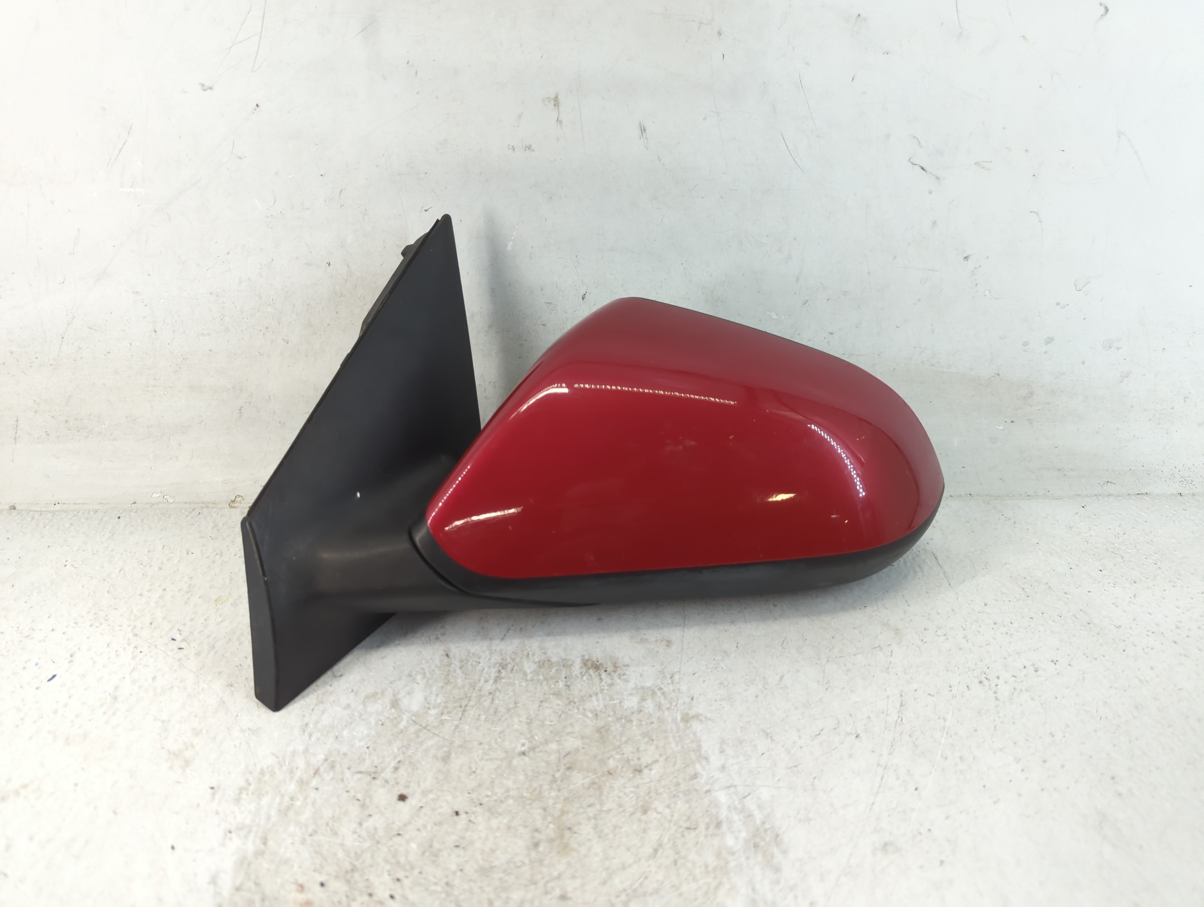 2018-2019 Hyundai Sonata Driver Left Side View Power Door Mirror Red 804340 - Oemusedautoparts1.com