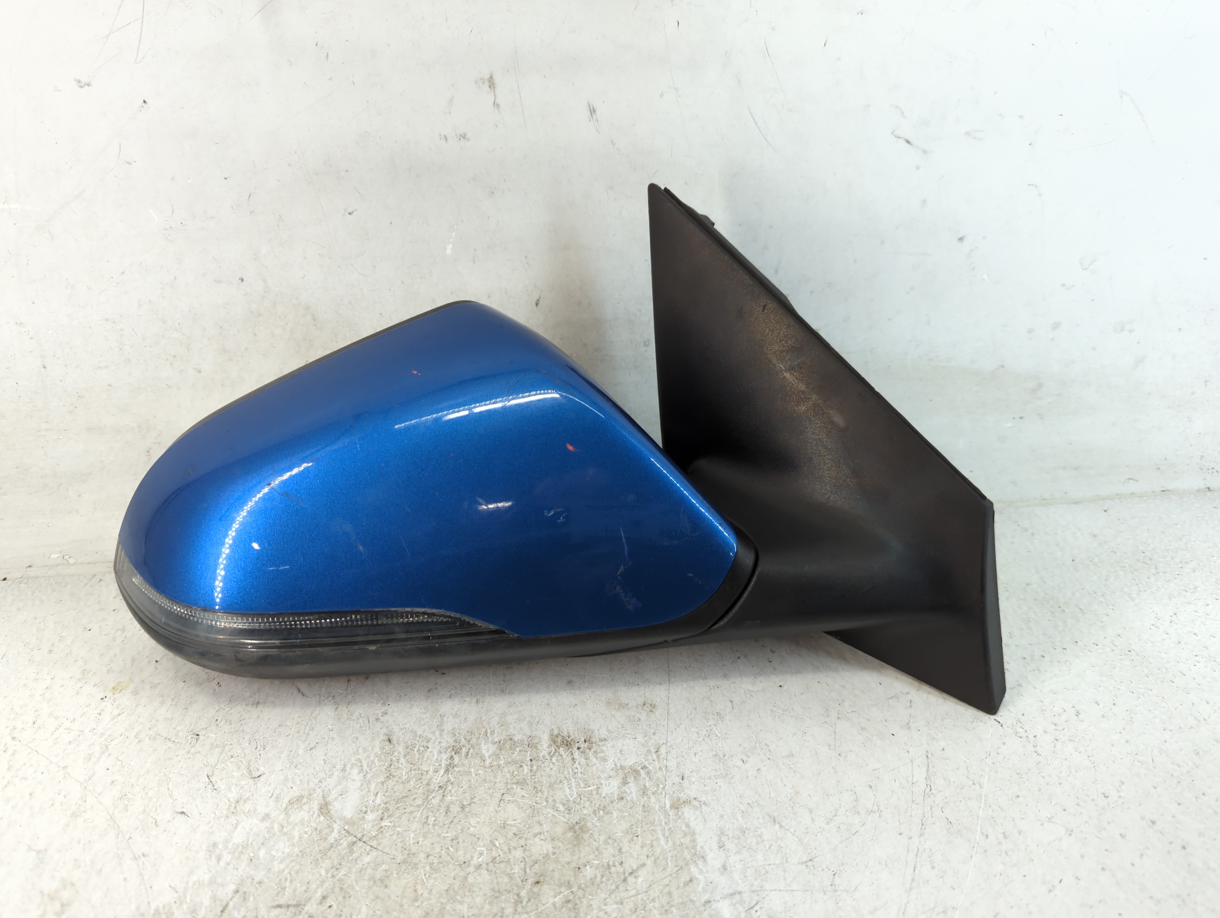 2018-2019 Hyundai Sonata Passenger Right Side View Power Door Mirror Blue 804383 - Oemusedautoparts1.com