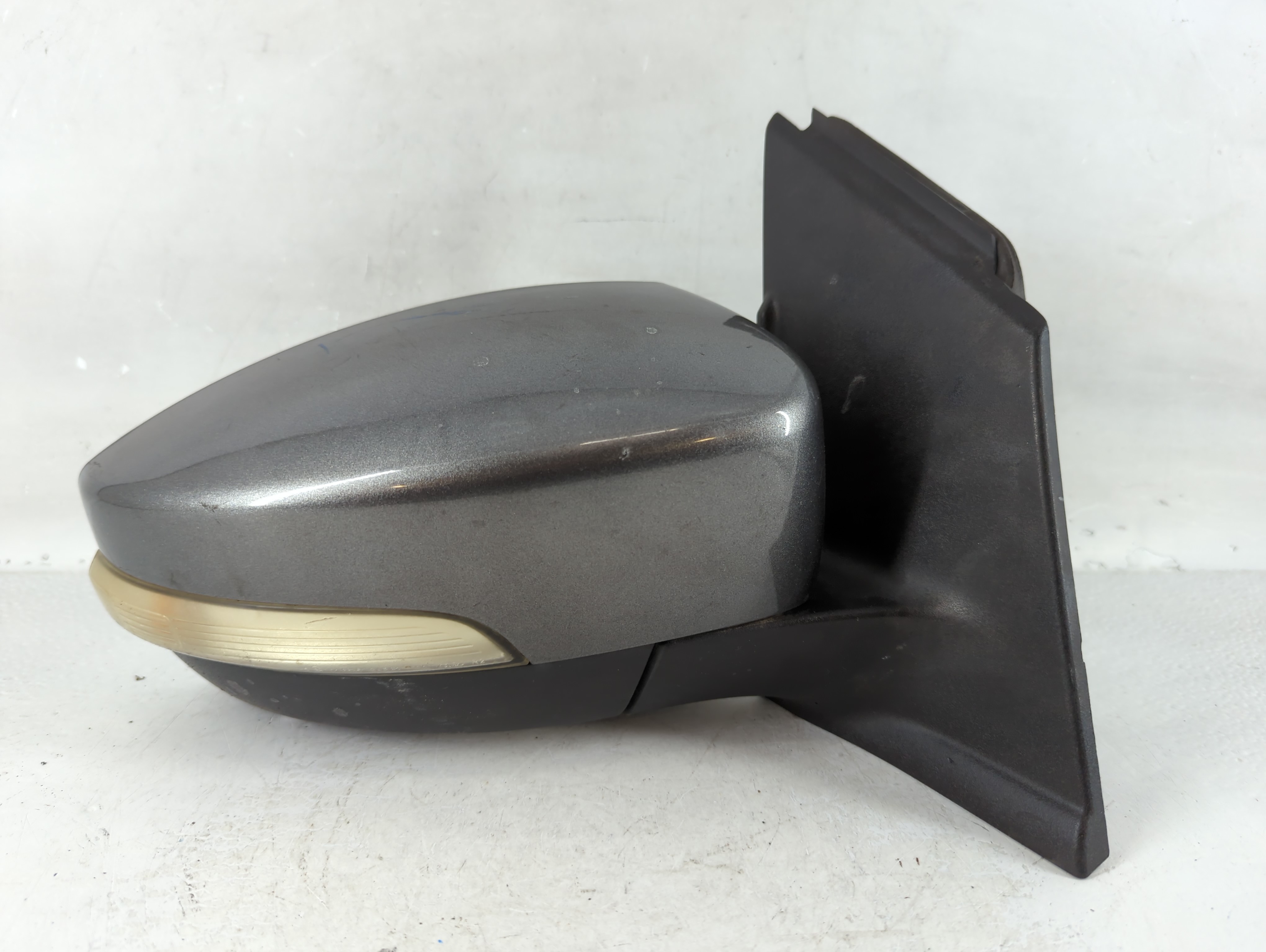 2013-2016 Ford Escape Driver Left Side View Power Door Mirror Grey 804447 - Oemusedautoparts1.com