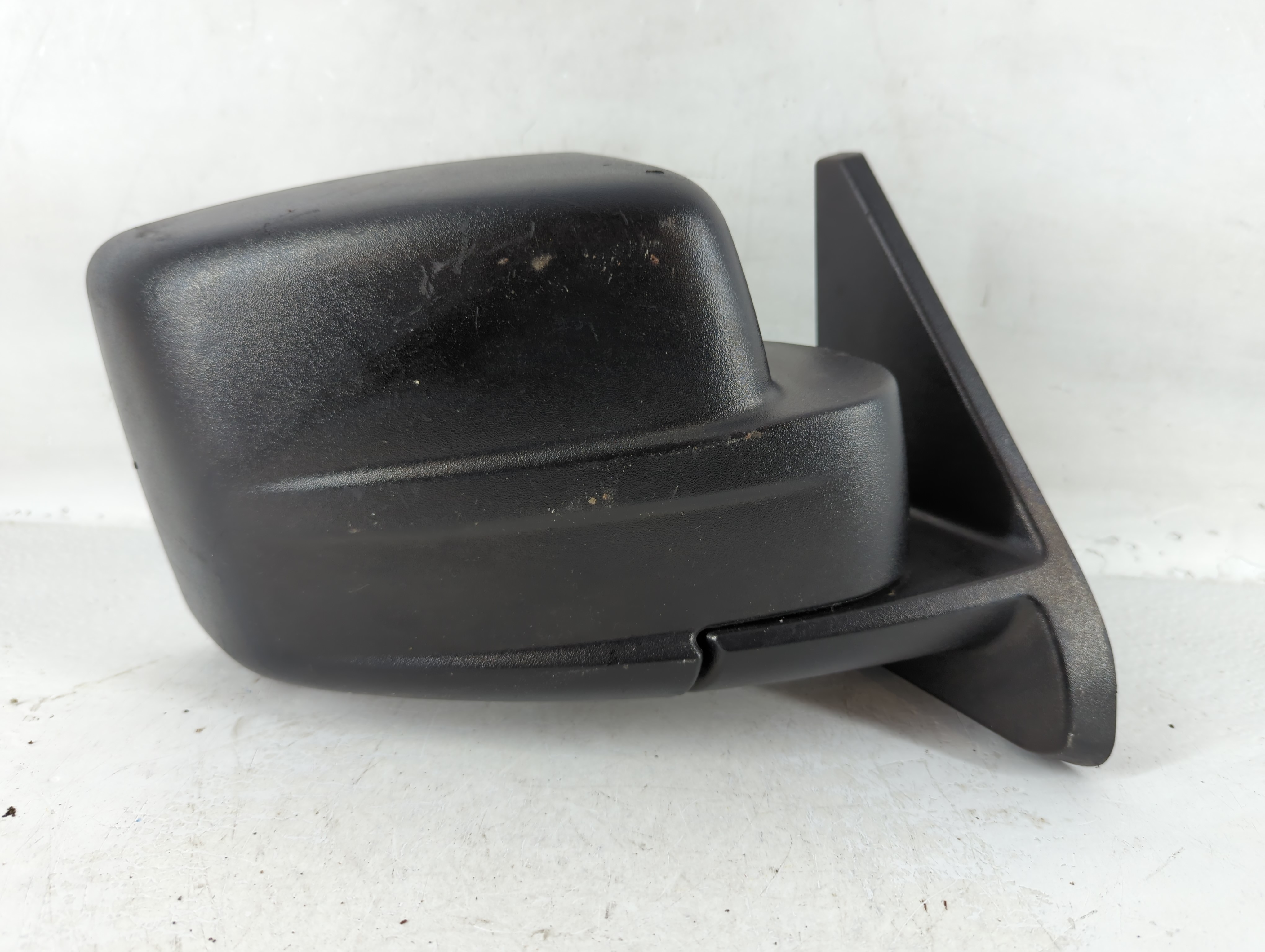 2013-2015 Jeep Patriot Passenger Right Side View Power Door Mirror Black 804464 - Oemusedautoparts1.com