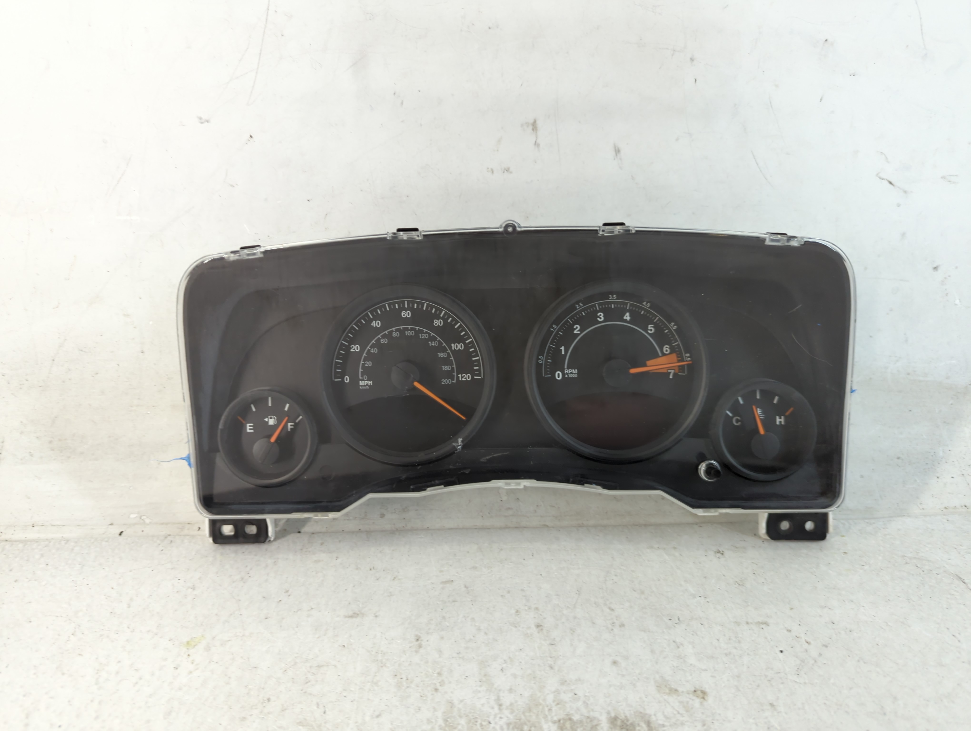 Picture of 2015-2017 Jeep Compass Speedometer Instrument Cluster Gauges 68233455ae 804558