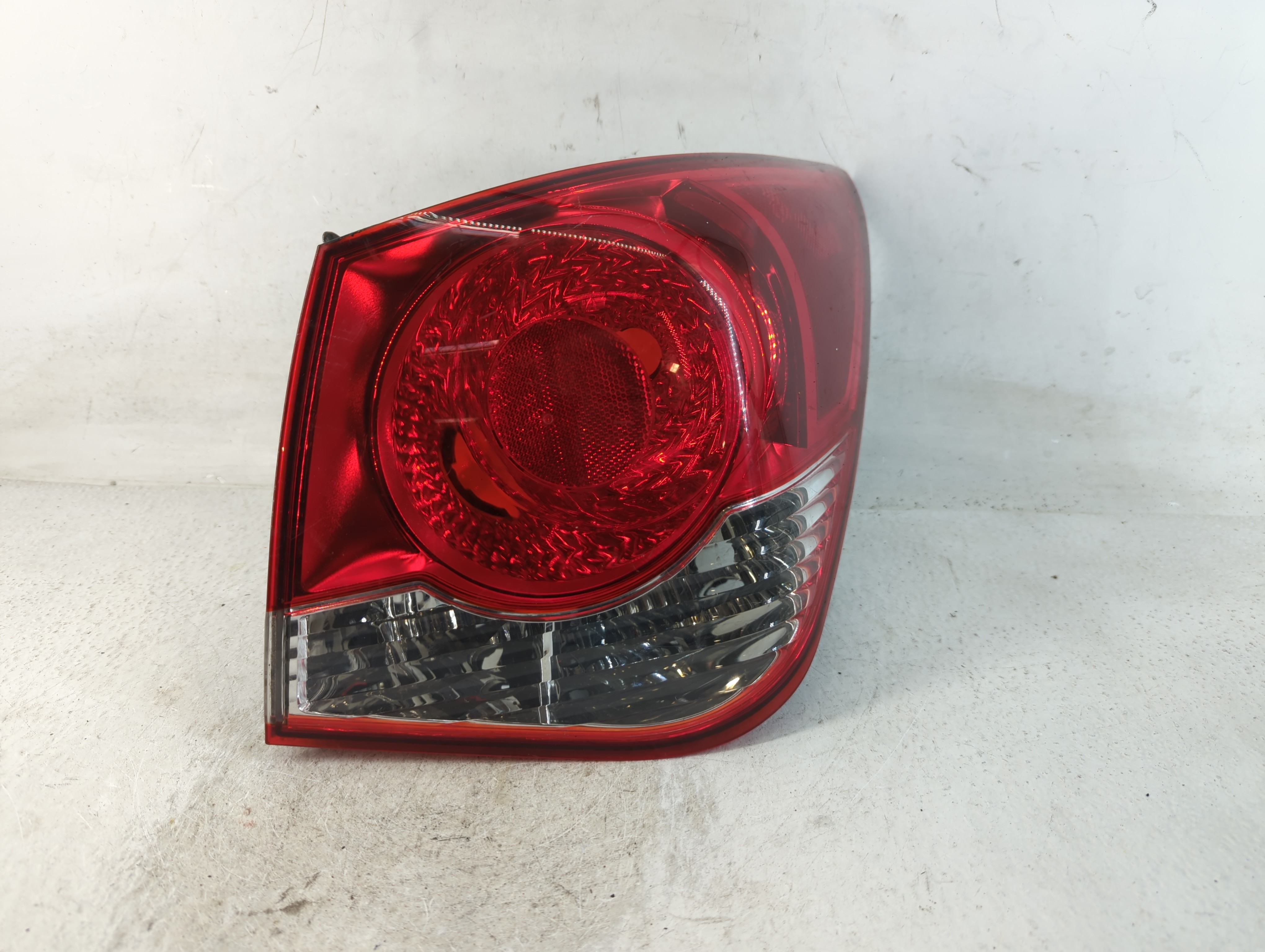 2011-2016 Chevrolet Cruze Passenger Right Side Tail Light Taillight Oem 804672 - Oemusedautoparts1.com