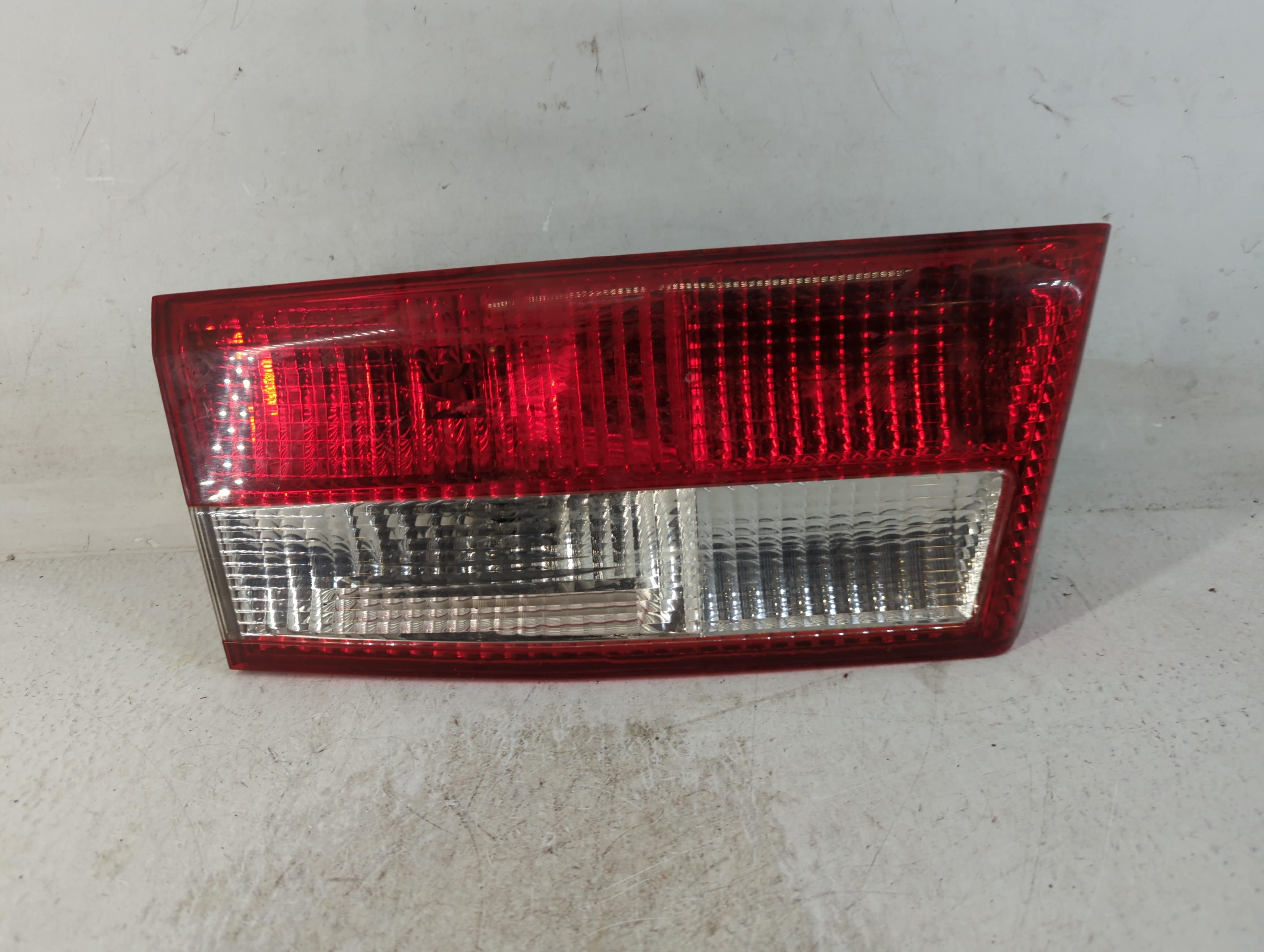 2003-2004 Honda Accord Driver Left Side Tail Light Taillight Oem 804694 - Oemusedautoparts1.com