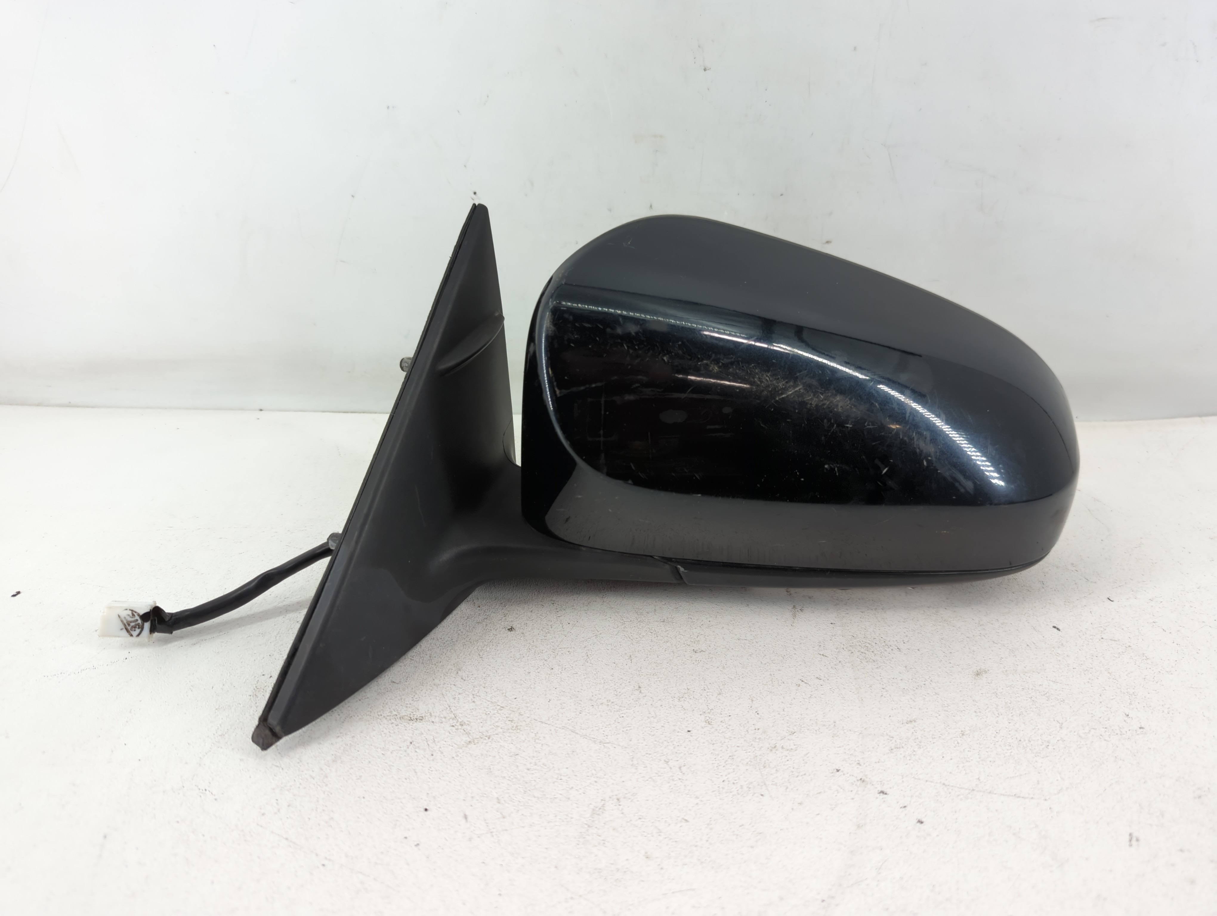 2012-2014 Toyota Camry Driver Left Side View Power Door Mirror Black 804721 - Oemusedautoparts1.com