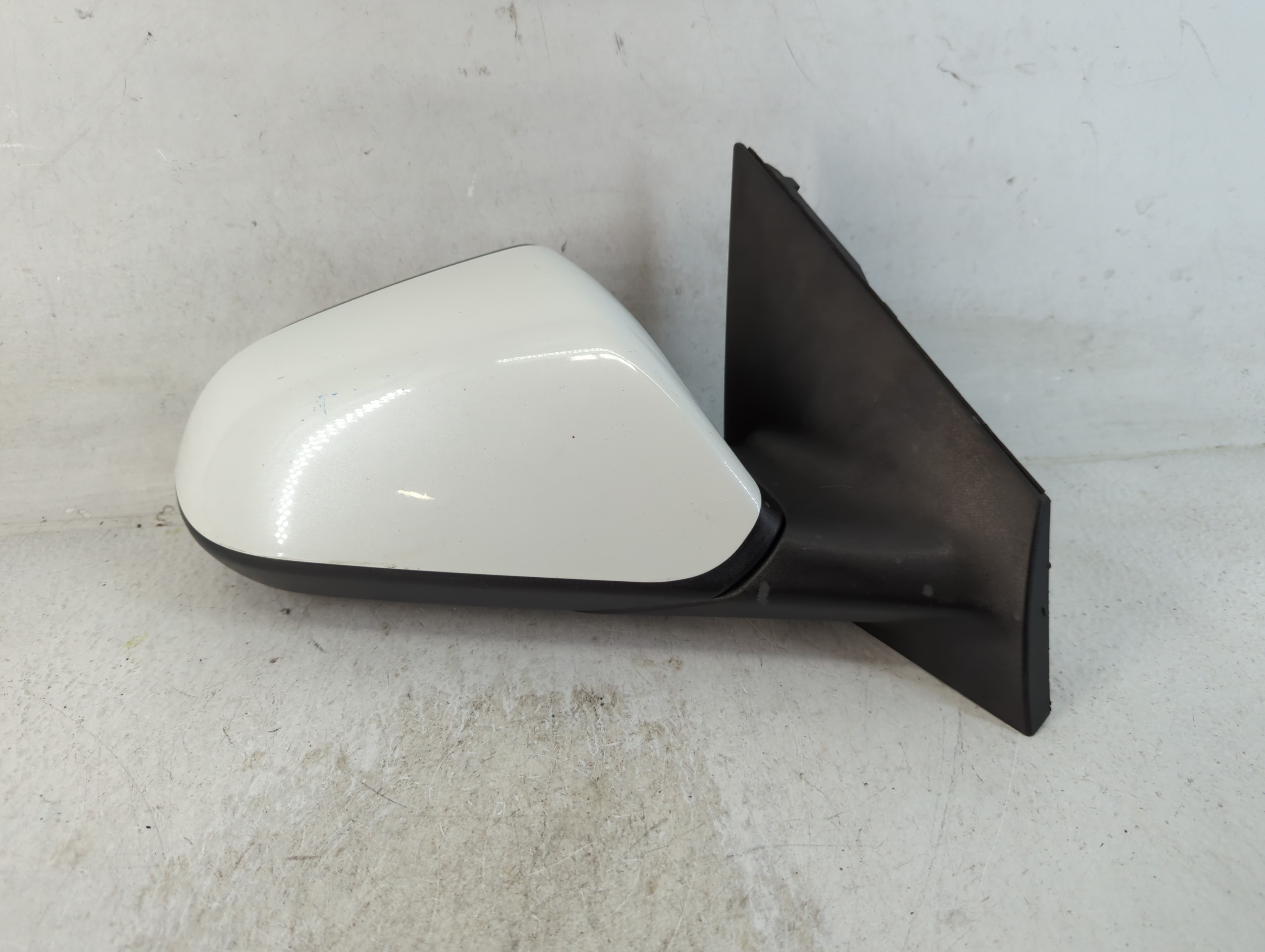 2016 Hyundai Sonata Passenger Right Side View Power Door Mirror White 804786 - Oemusedautoparts1.com