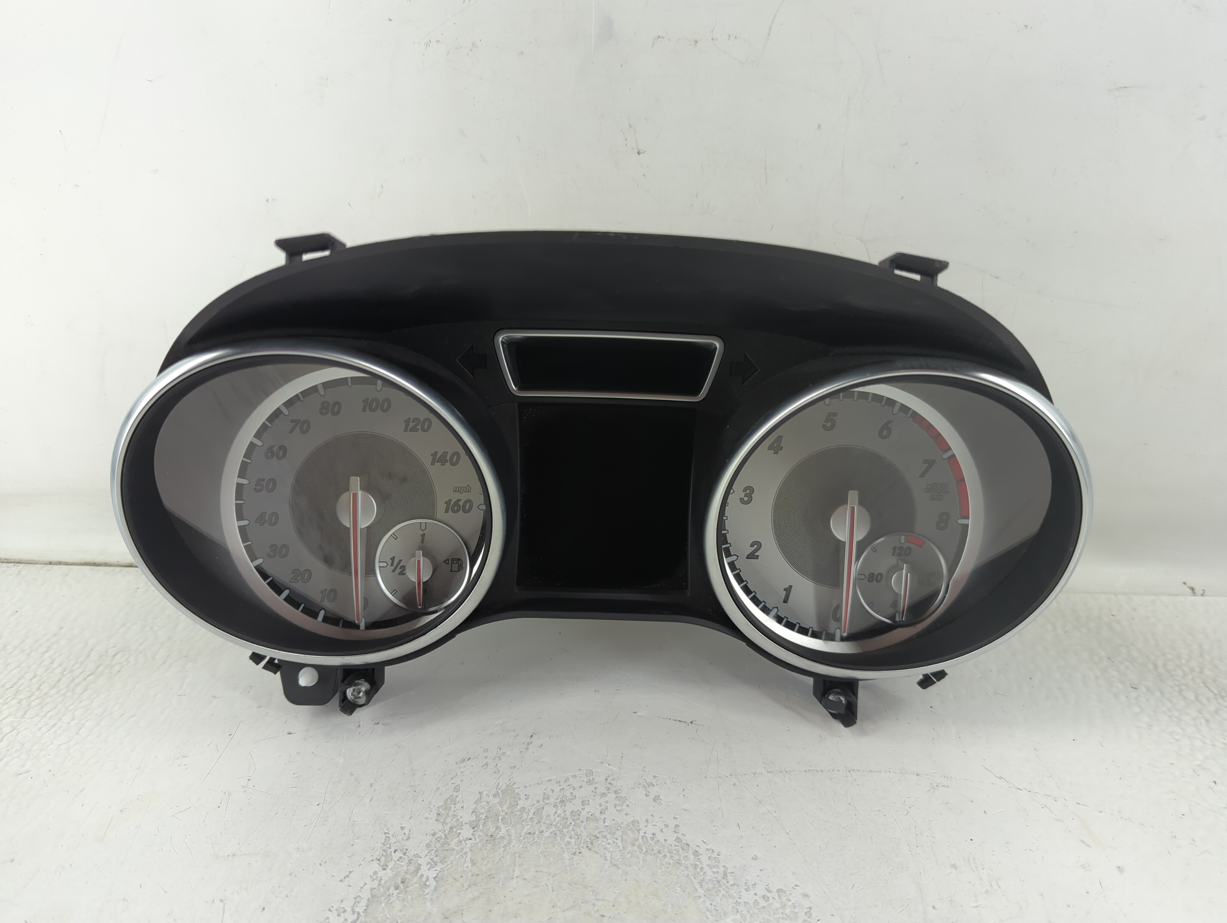 2015-2015 Mercedes-benz Gla250 Speedometer Instrument Cluster Gauges 804822 - Oemusedautoparts1.com