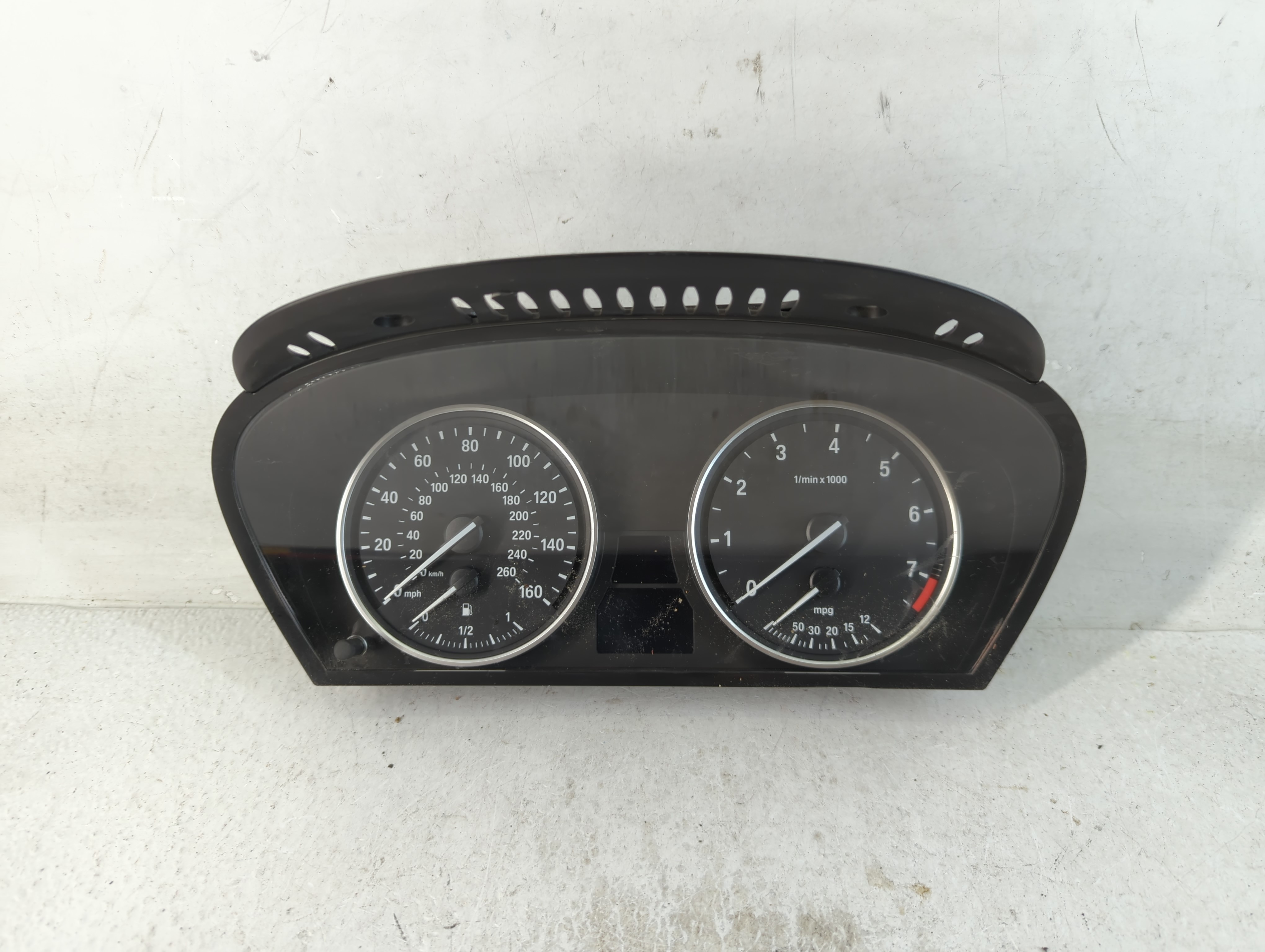 Picture of 2008-2010 Bmw 528i Speedometer Instrument Cluster Gauges 62.11-9 168 862 804855