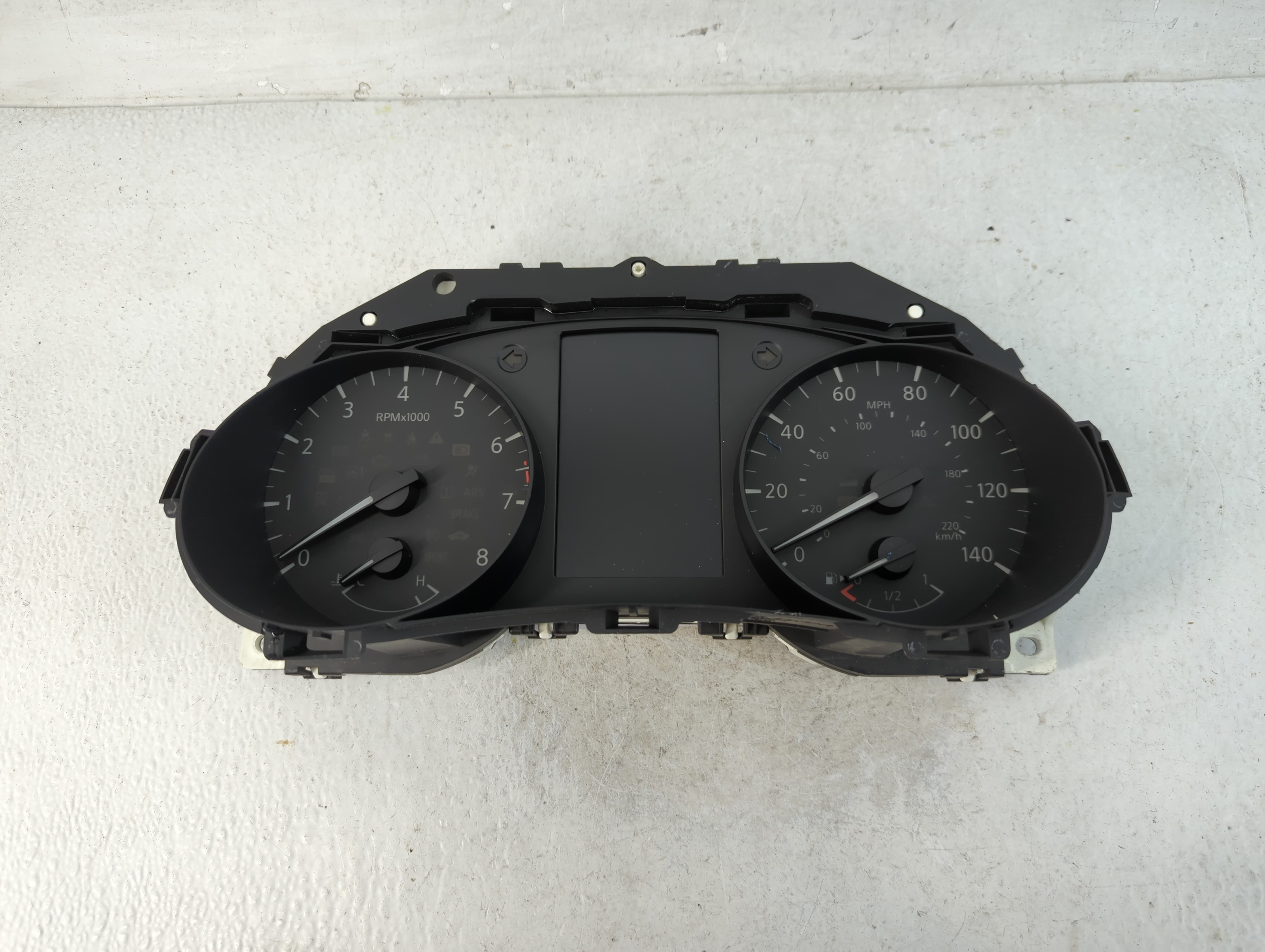 Picture of 2018-2018 Nissan Rogue Speedometer Instrument Cluster Gauges 5hr0a/r0ri 804910