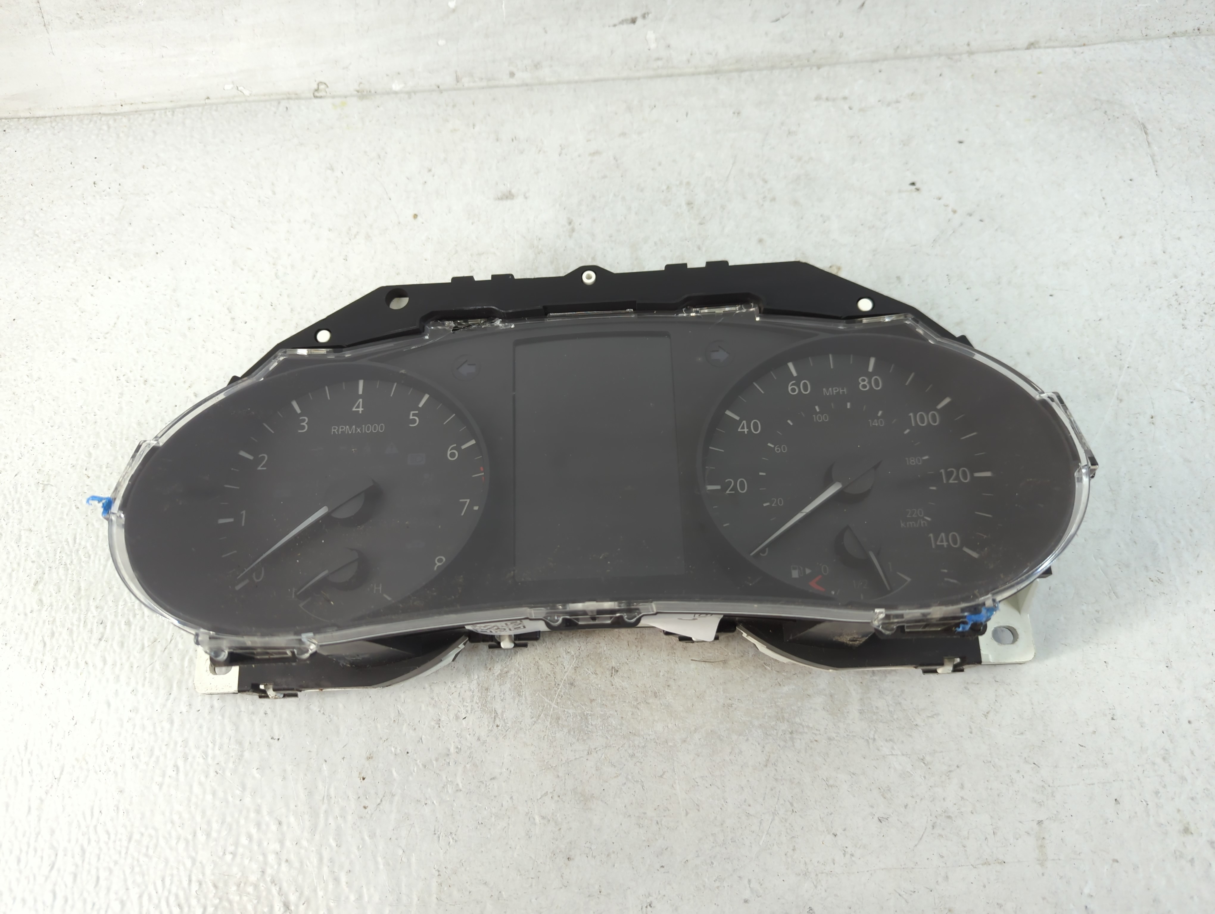 2017-2018 Nissan Rogue Sport Speedometer Instrument Cluster Gauges 804916 - Oemusedautoparts1.com