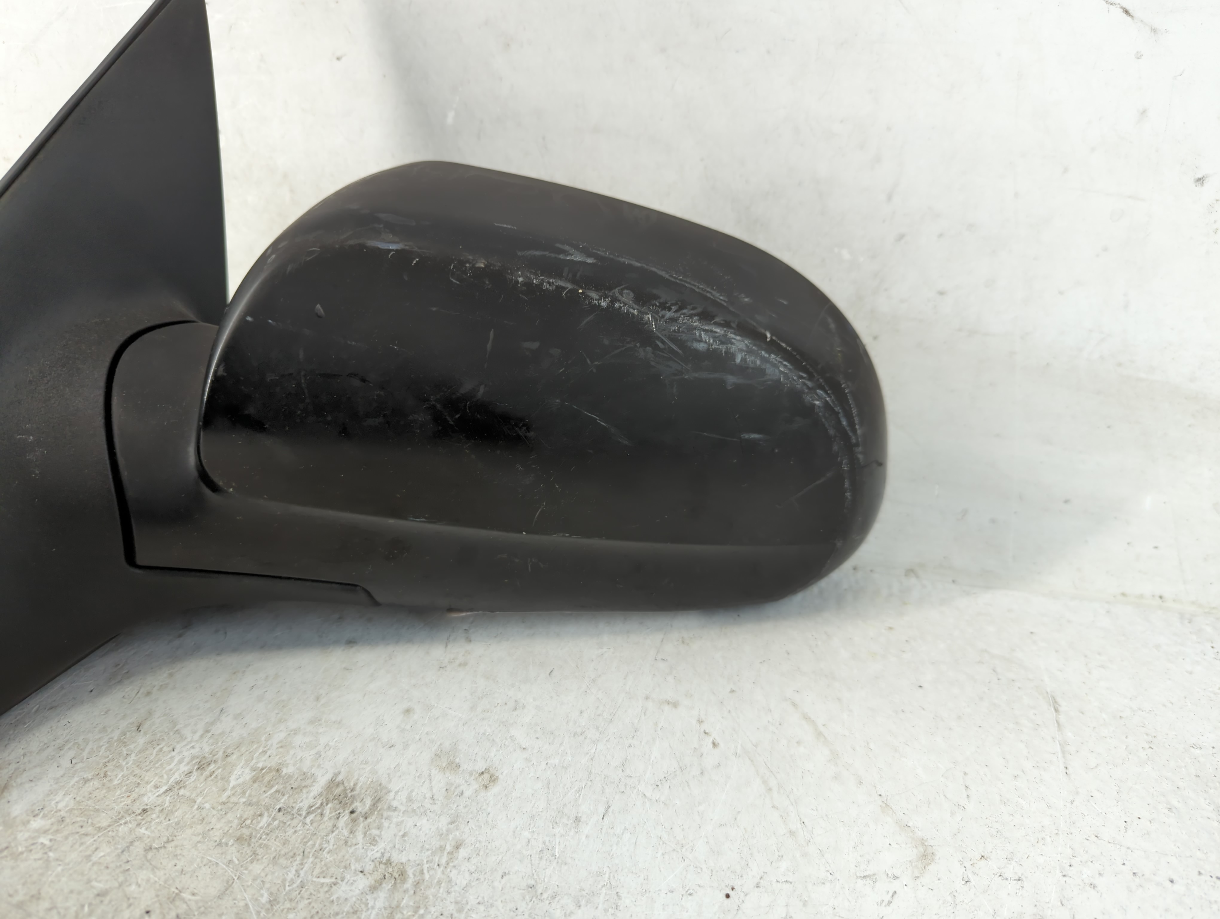 2004-2008 Suzuki Forenza Driver Left Side View Power Door Mirror Black 804951 - Oemusedautoparts1.com