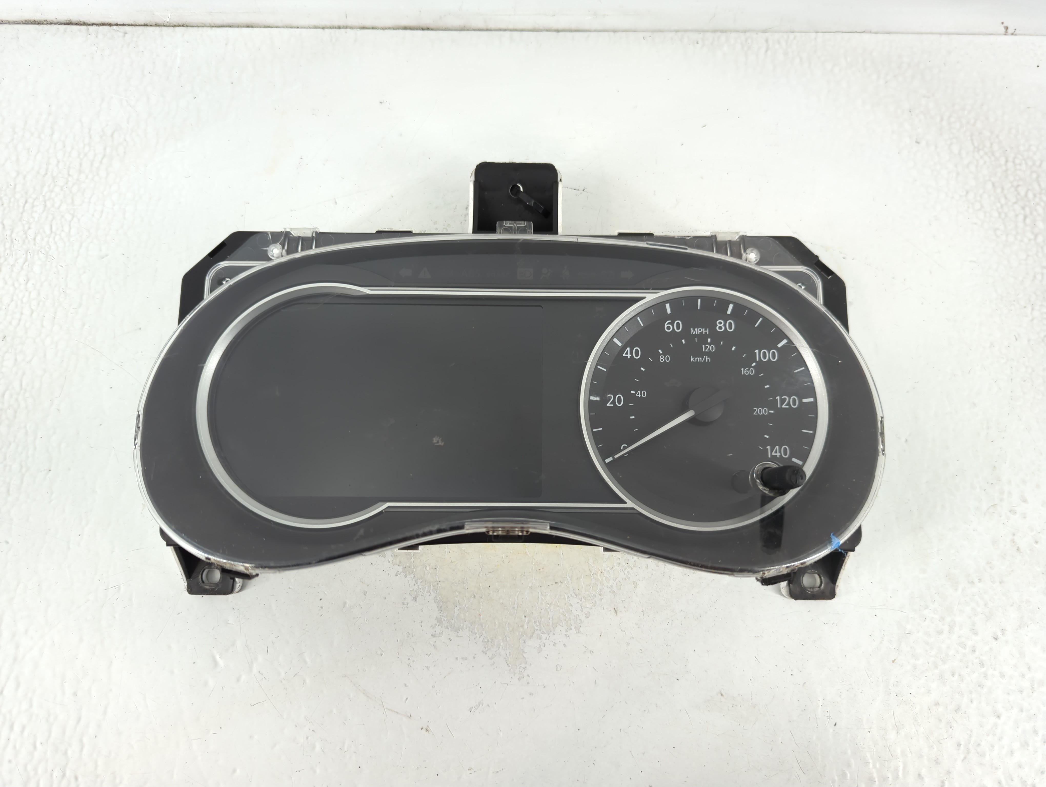 2018-2019 Nissan Kicks Speedometer Instrument Cluster Gauges 804992 - Oemusedautoparts1.com