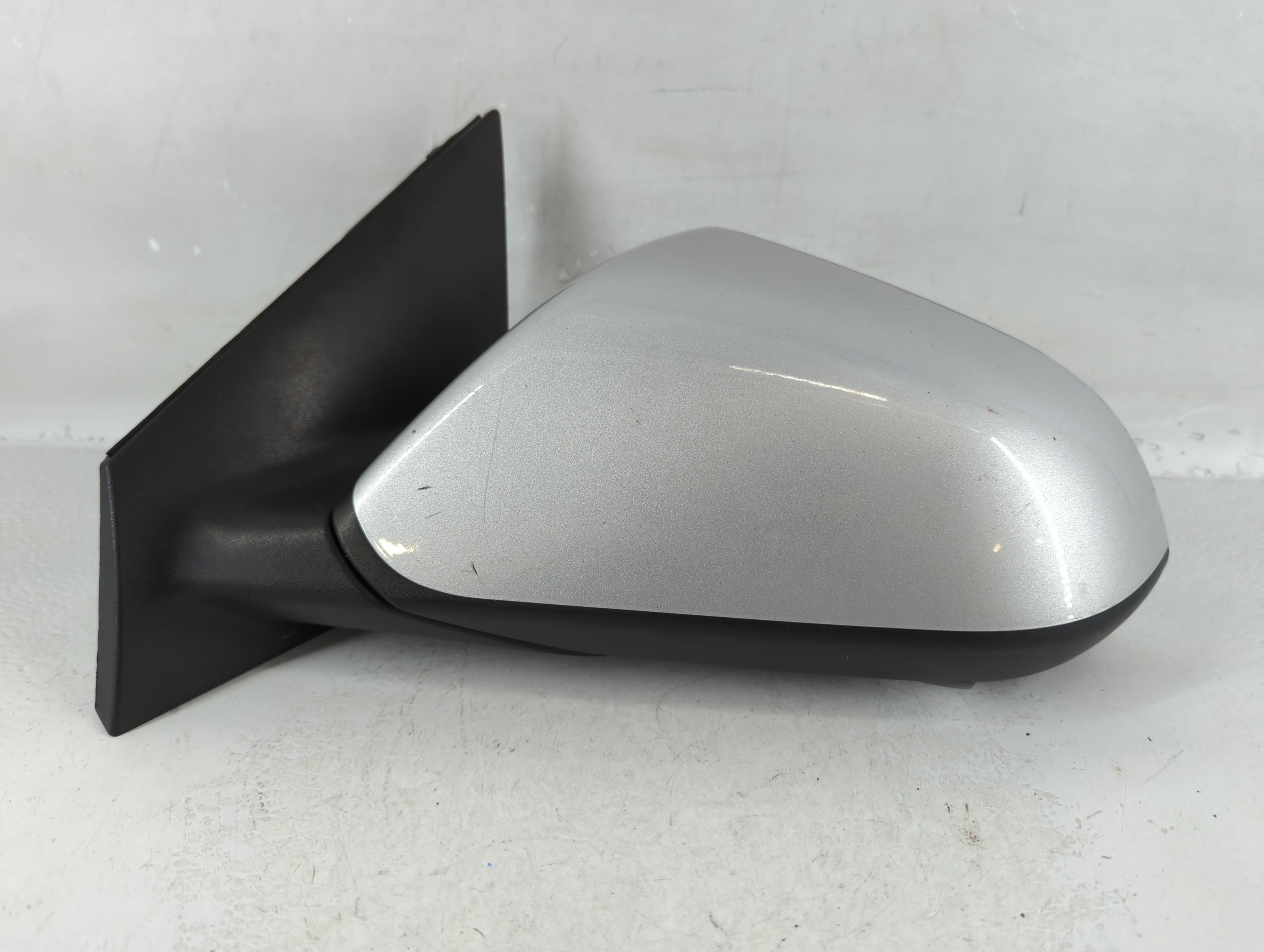 2018-2019 Hyundai Sonata Driver Left Side View Power Door Mirror Silver 805028 - Oemusedautoparts1.com