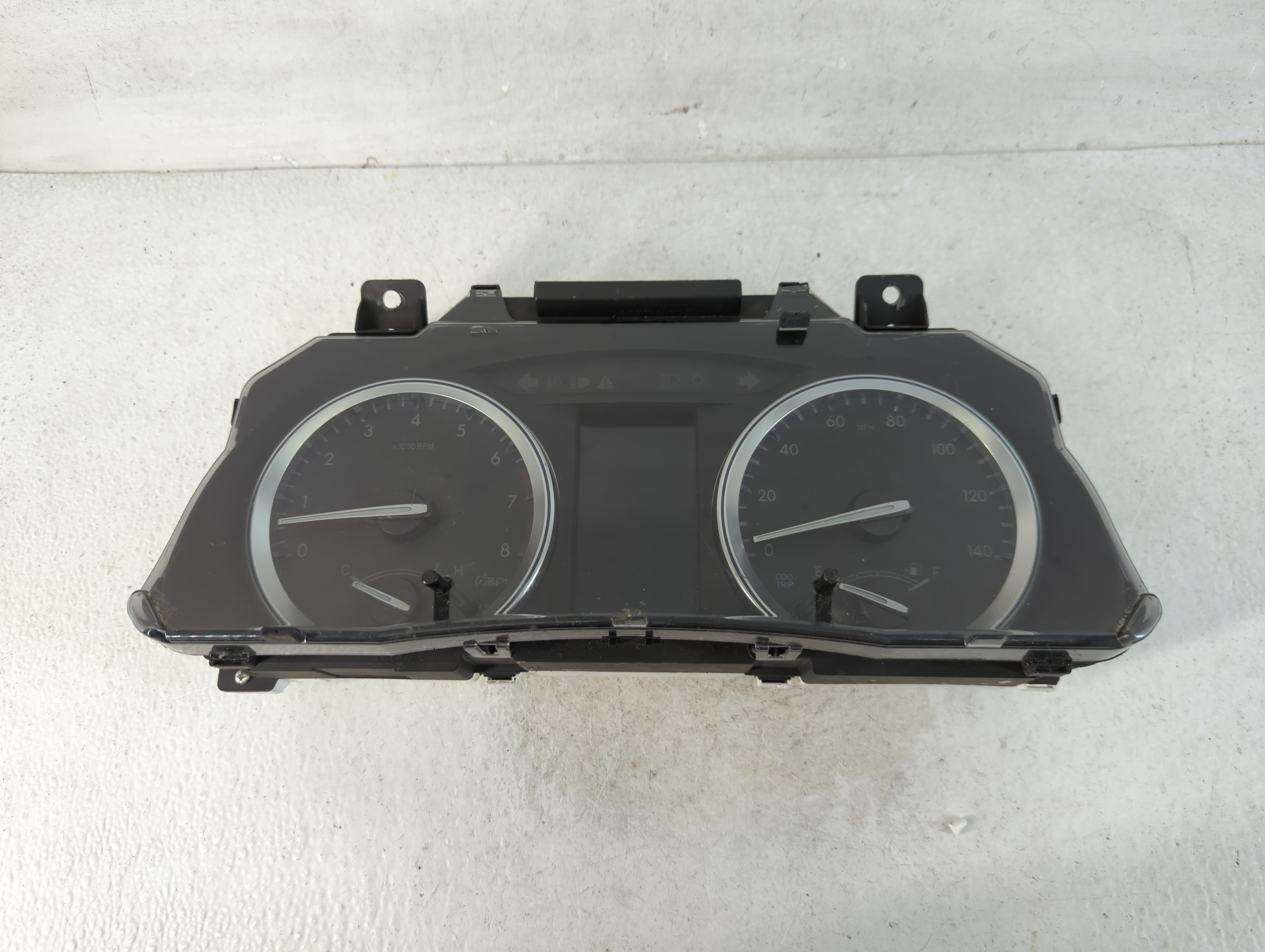 2014-2016 Toyota Highlander Speedometer Instrument Cluster Gauges 805044 - Oemusedautoparts1.com