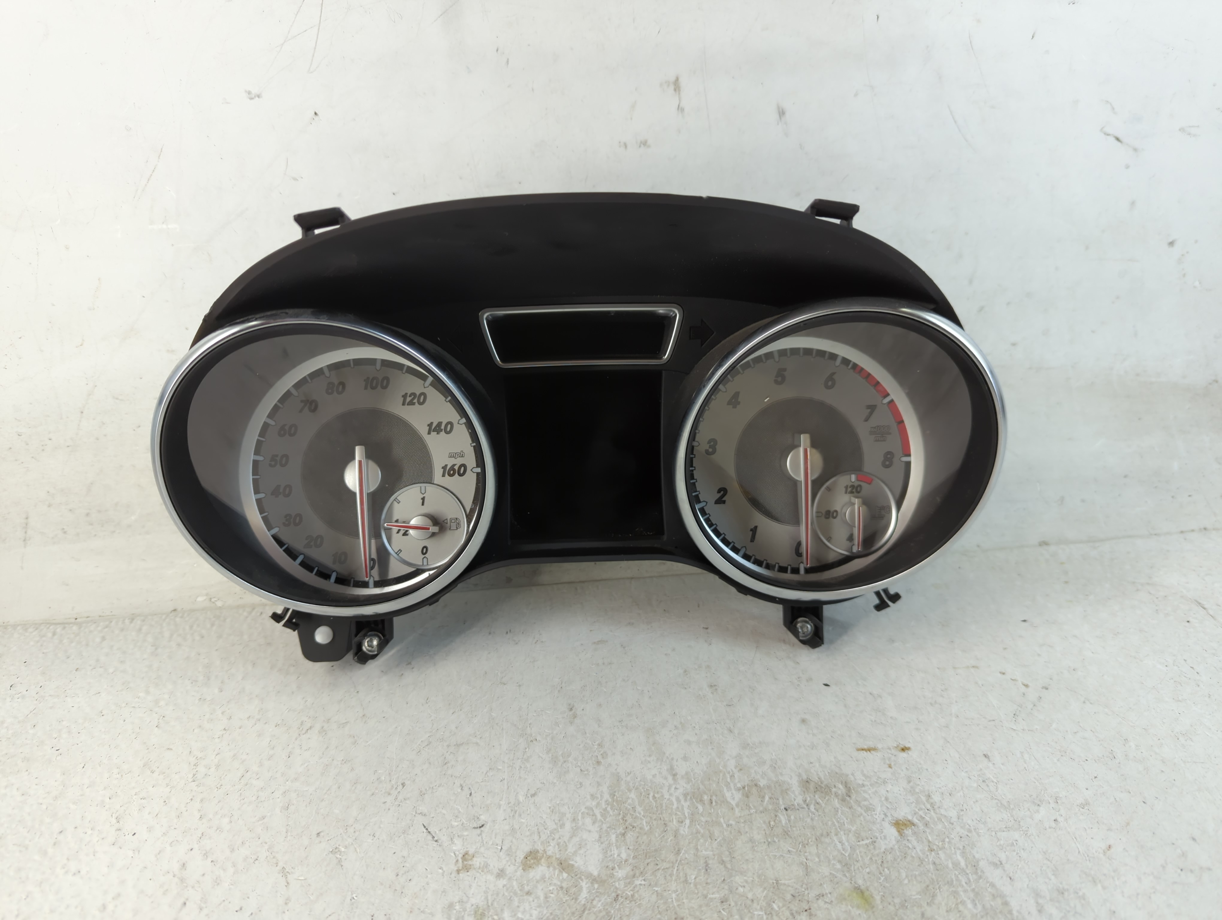 2015-2016 Mercedes-benz Gla250 Speedometer Instrument Cluster Gauges 805068 - Oemusedautoparts1.com