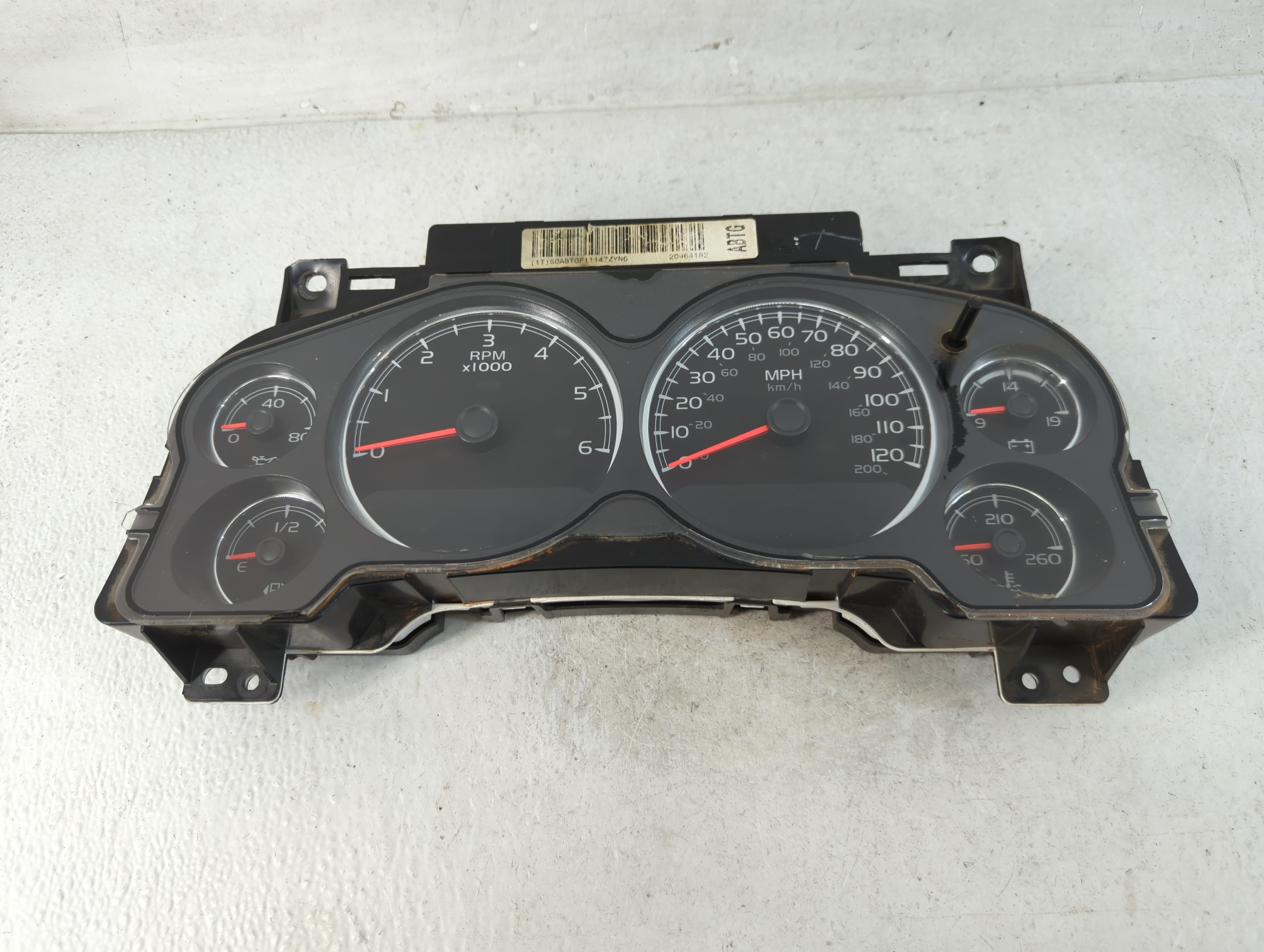 Picture of 2009-2014 Chevrolet Tahoe Speedometer Instrument Cluster Gauges 805172